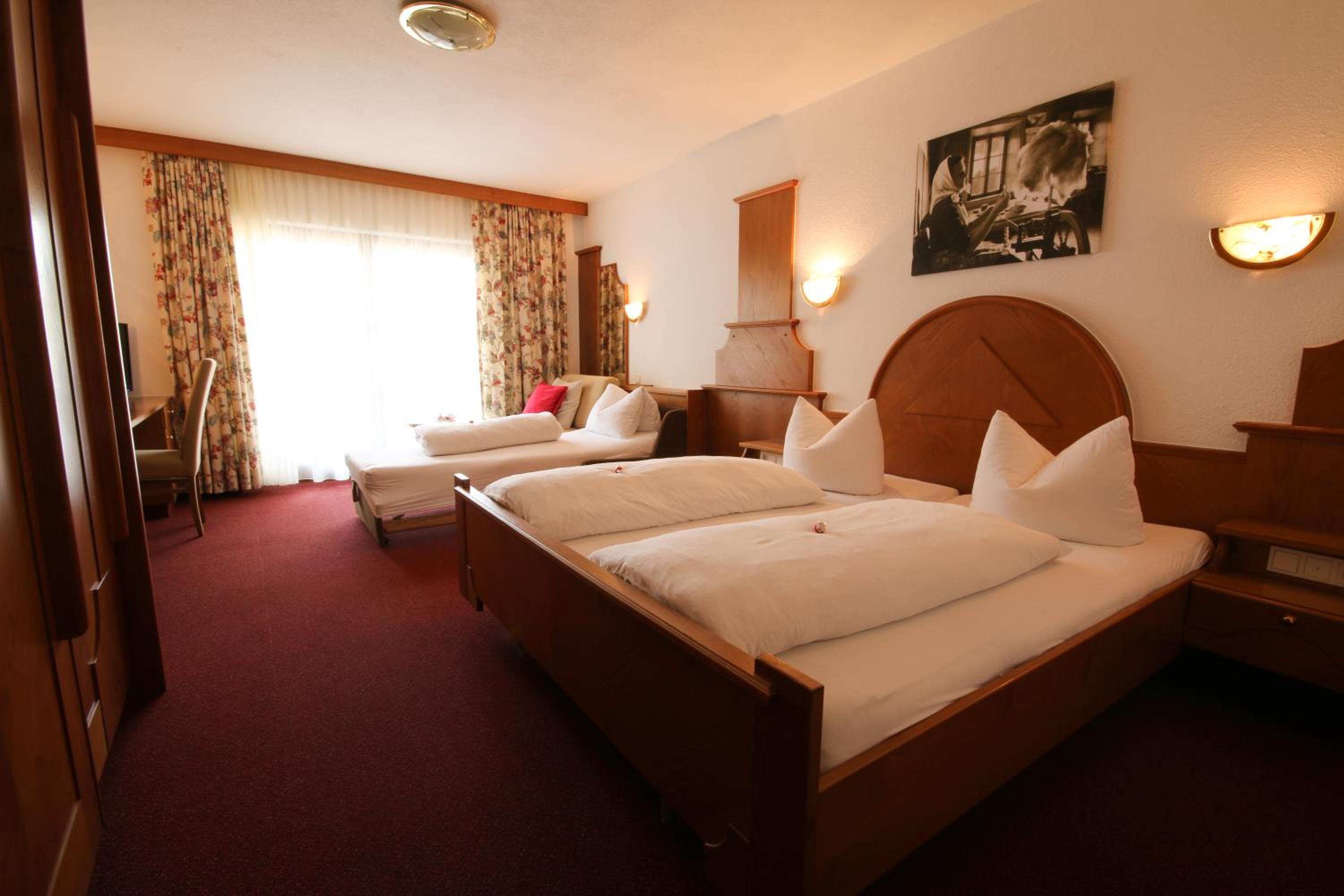 Triple Room - Photo 2