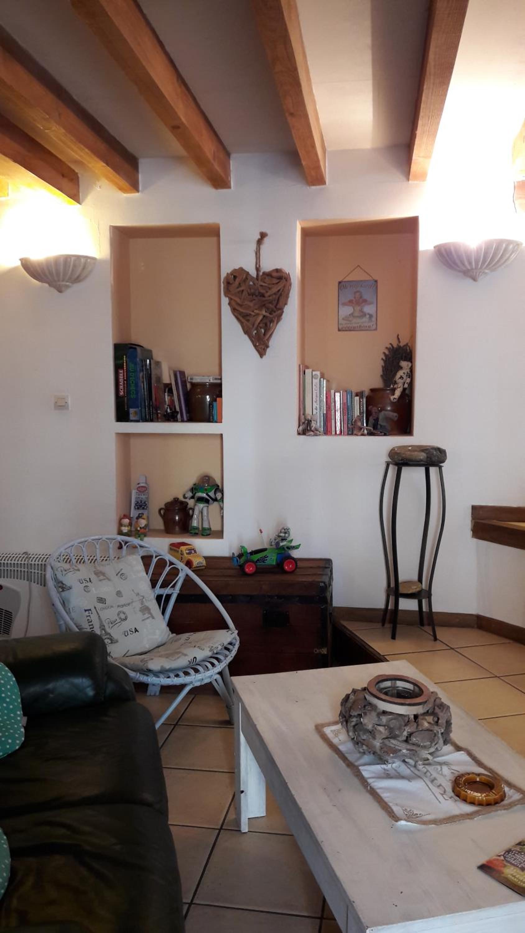 Two-Bedroom House - Photo 11