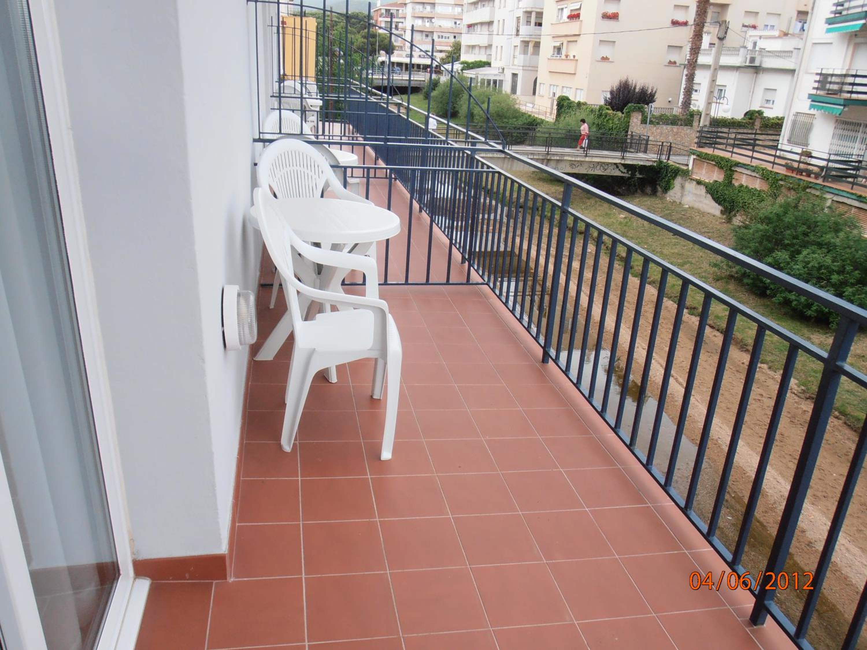 Superior Double Room with Balcony and River View - Photo 4