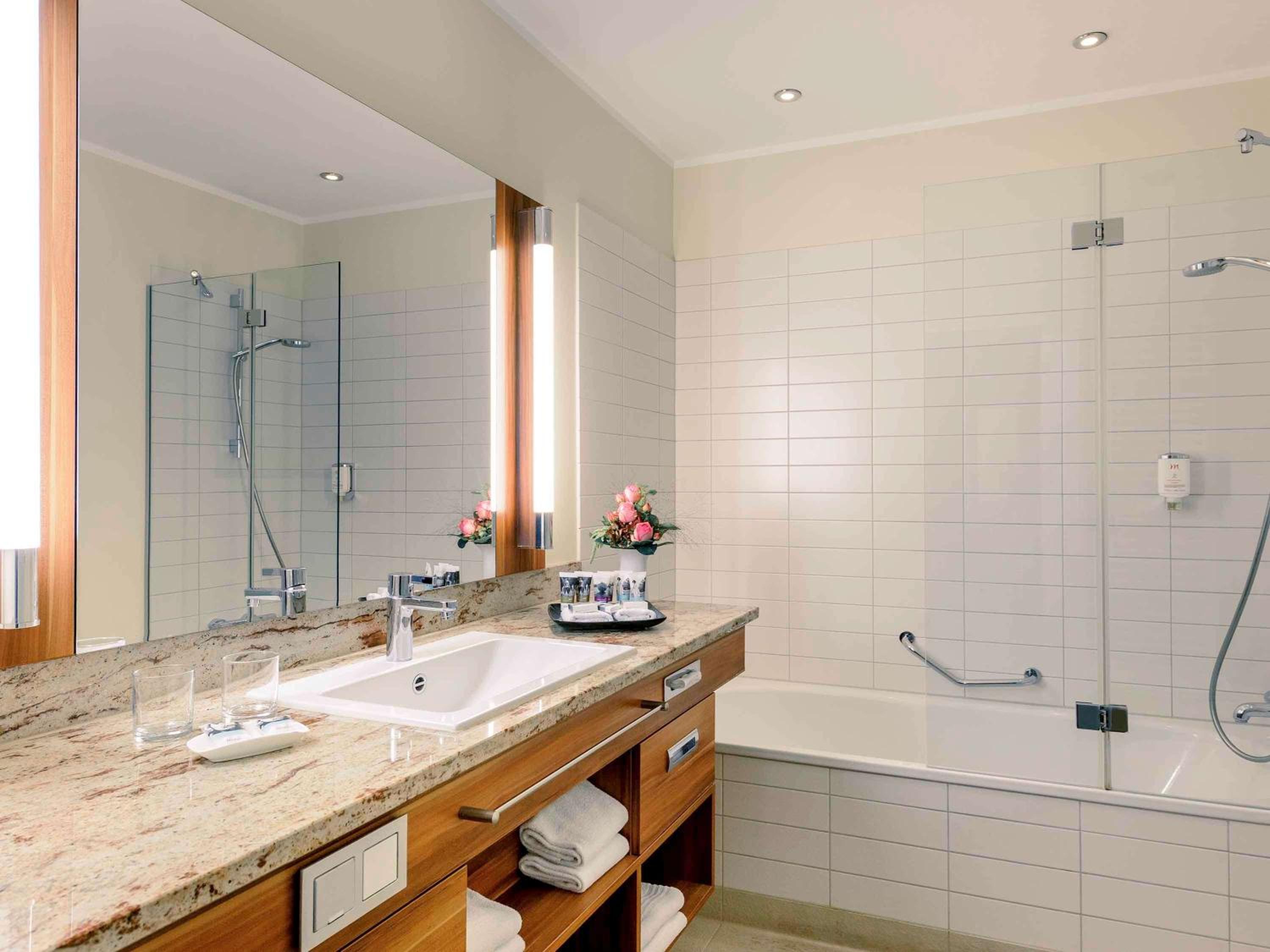 Standard Double Room - Photo 3
