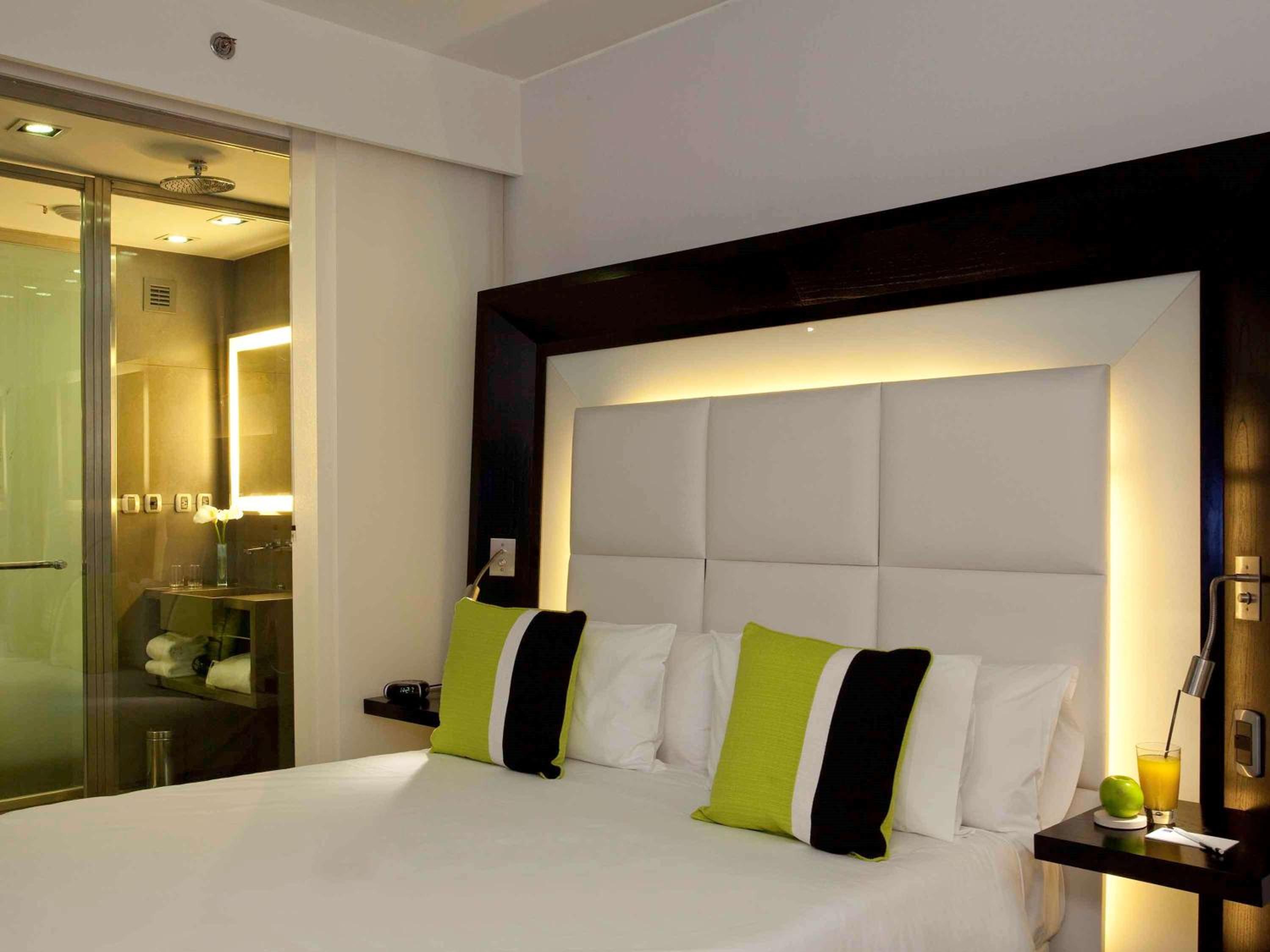 Superior Room with Queen Size Bed