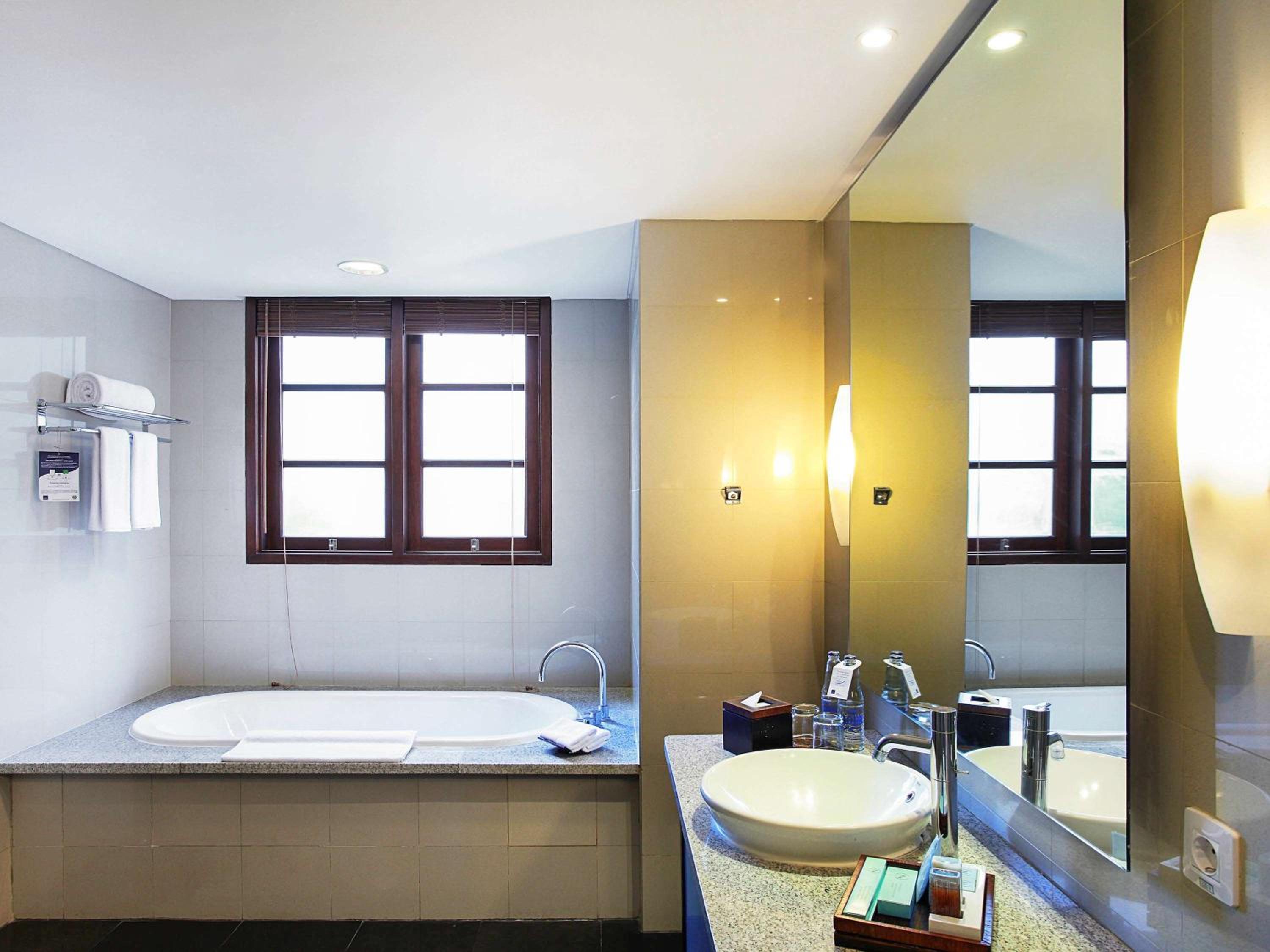 Three-Bedroom Apartment with Private Pool photo 3