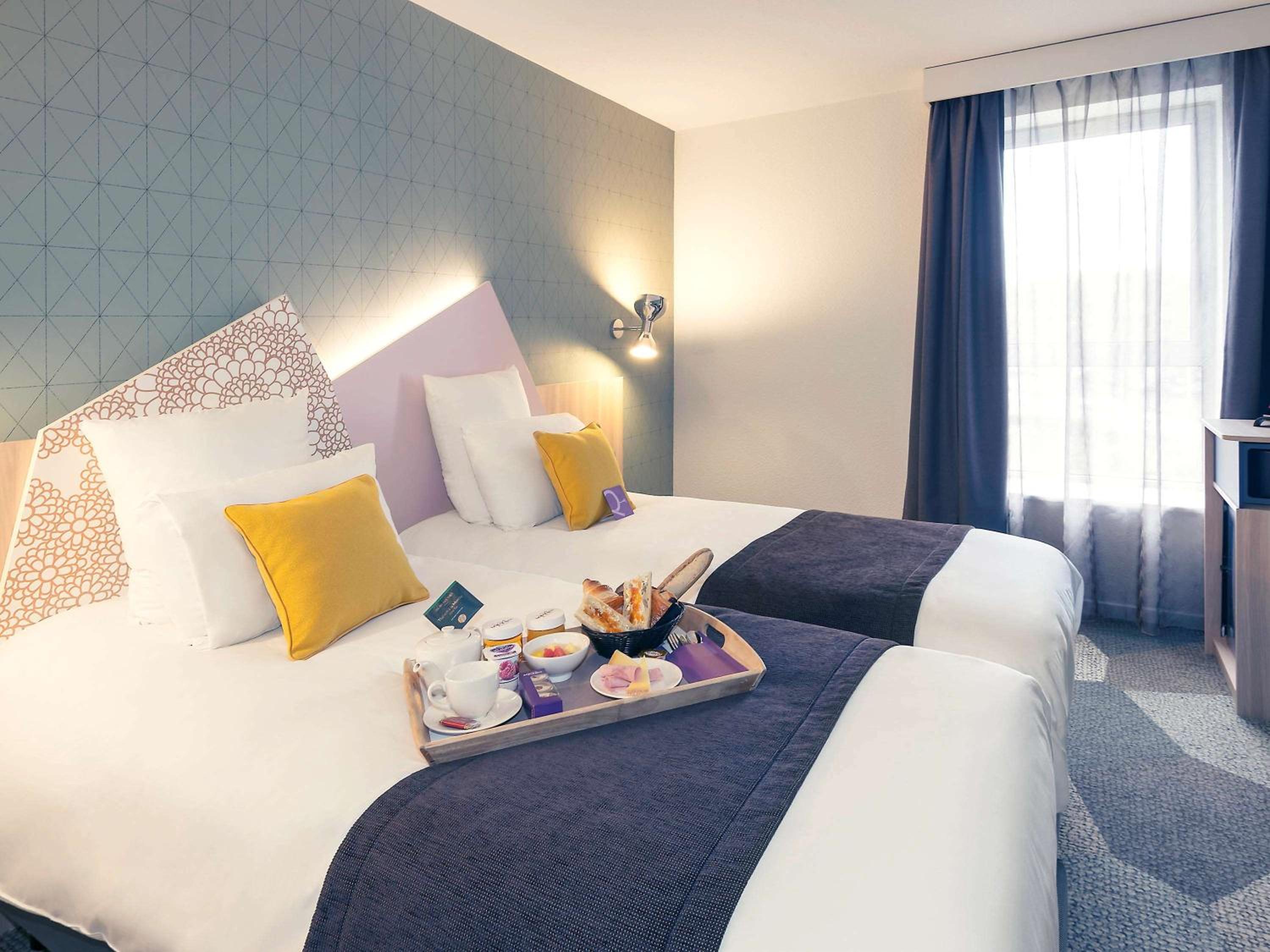 Standard Room with Two Single Beds - Photo 10
