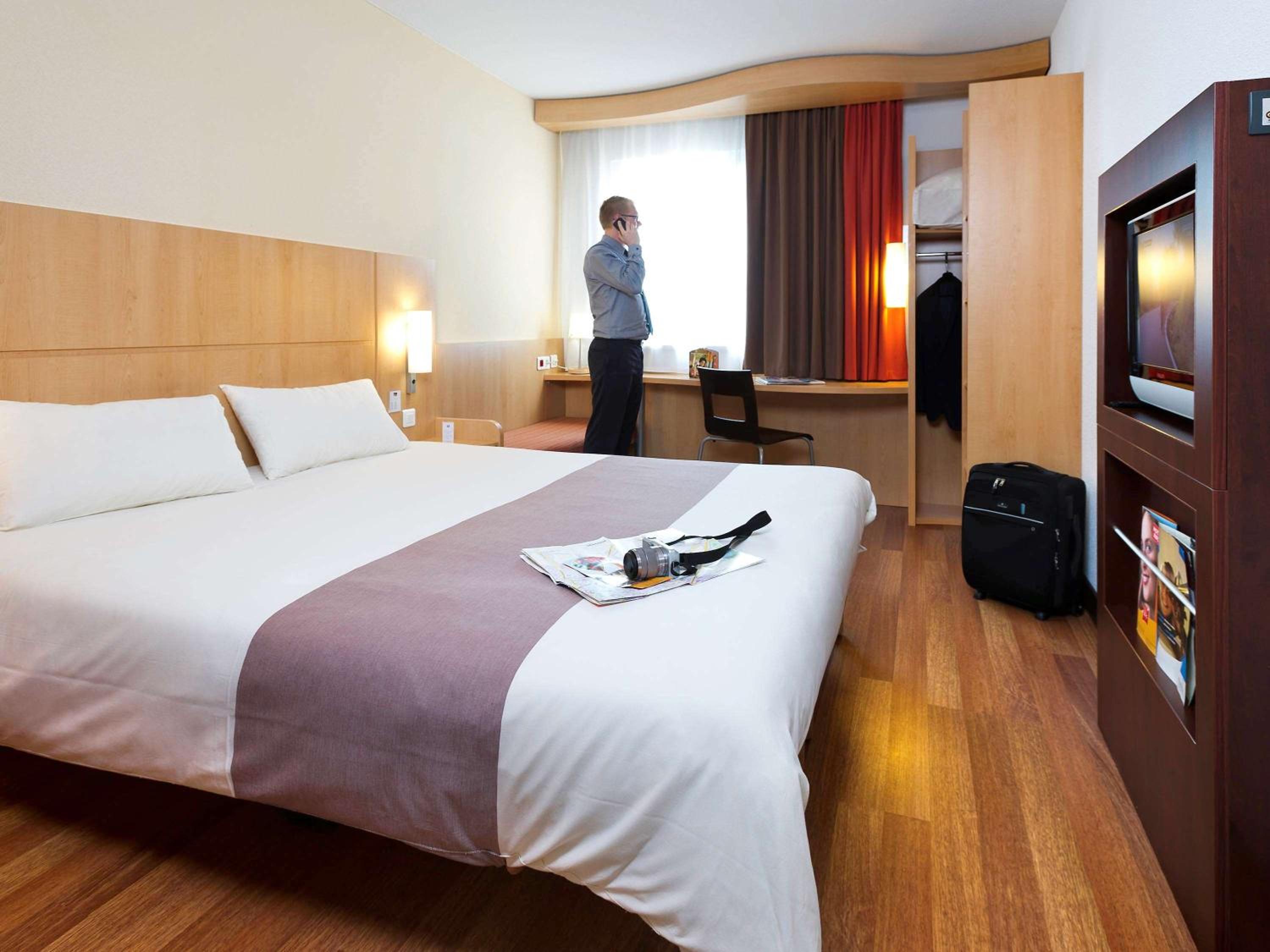 Standard Double or Twin Room - Photo 4
