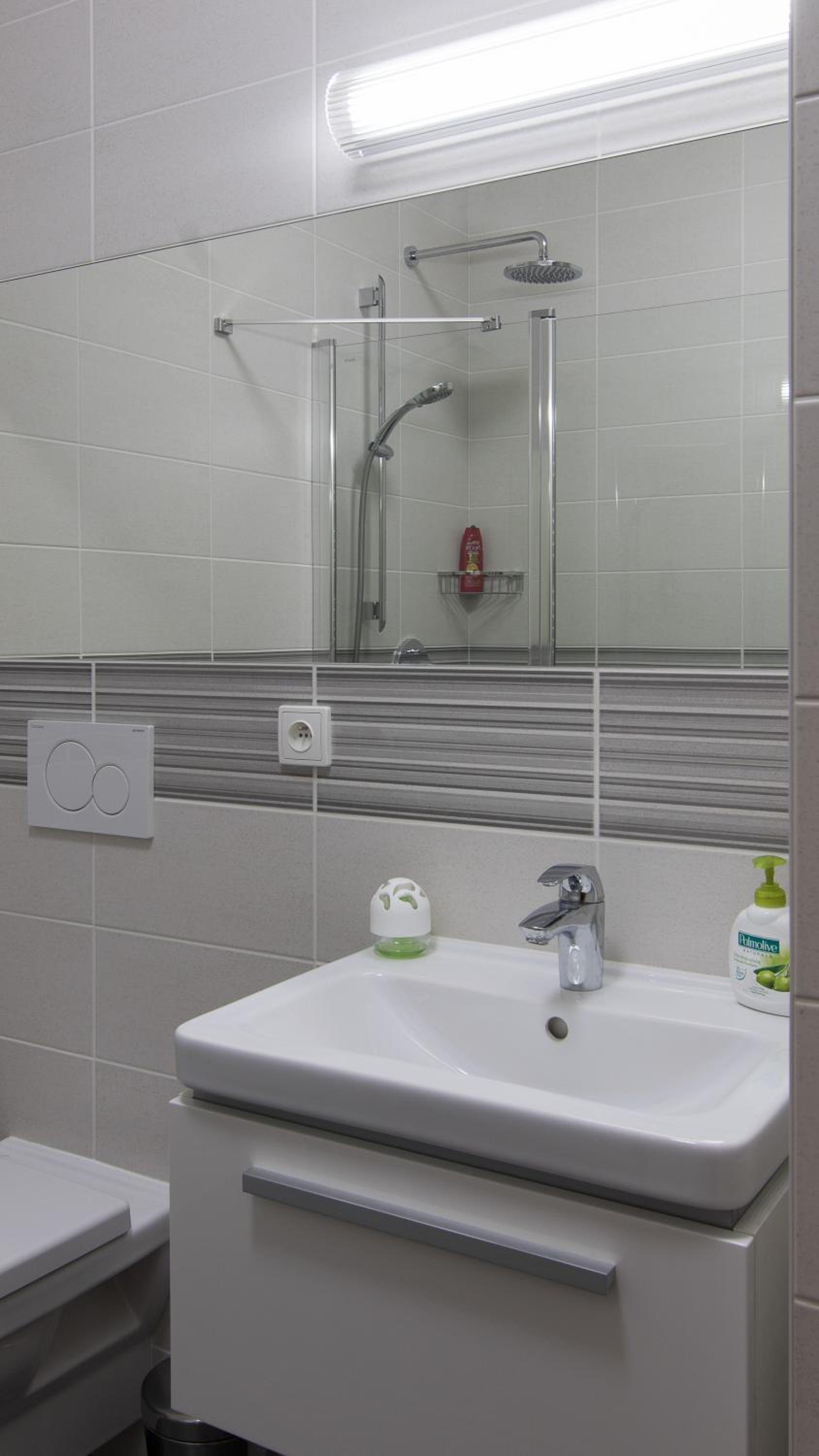 Apartment - Ground Floor photo 3