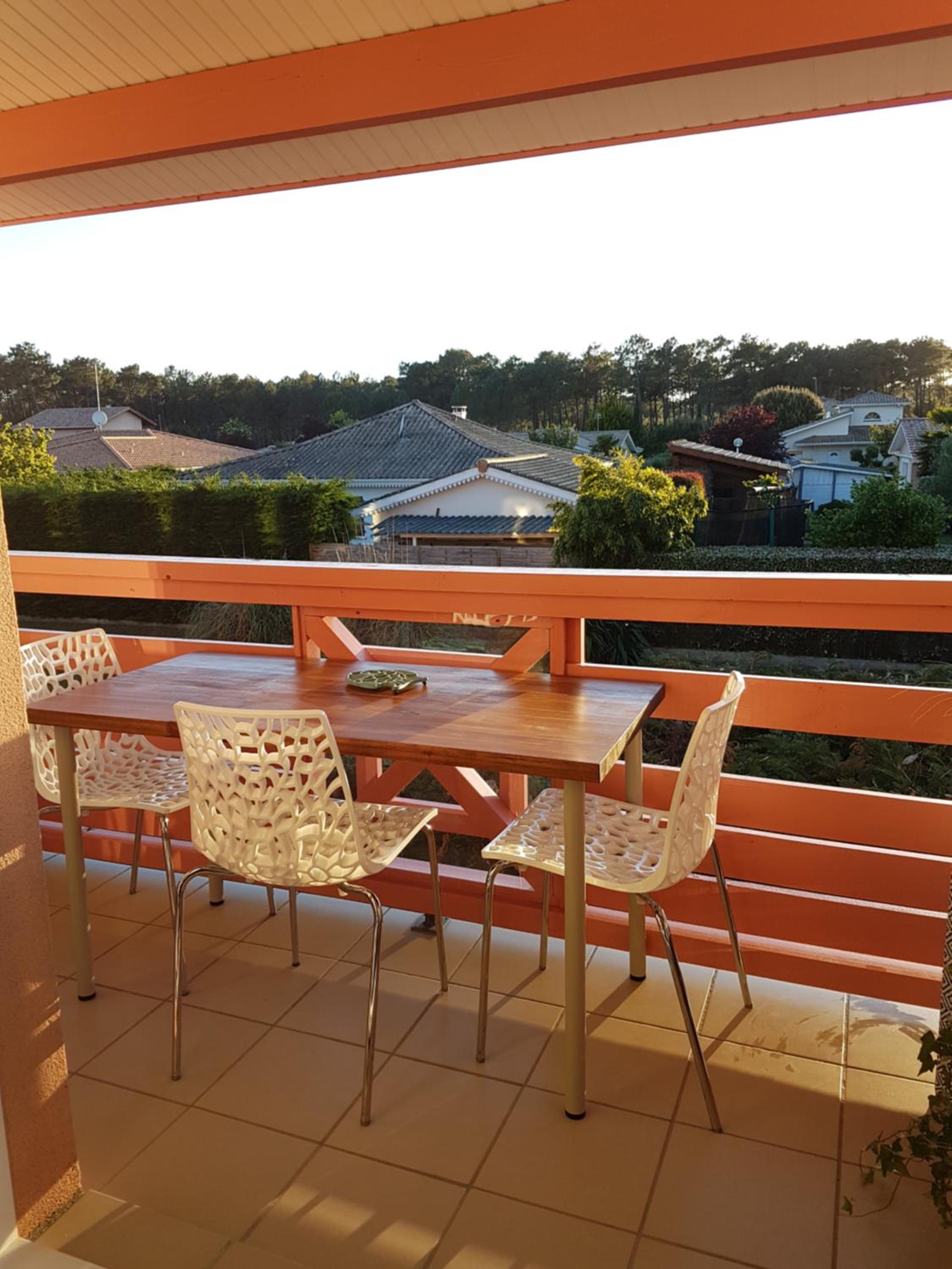 Apartment with Balcony photo 1