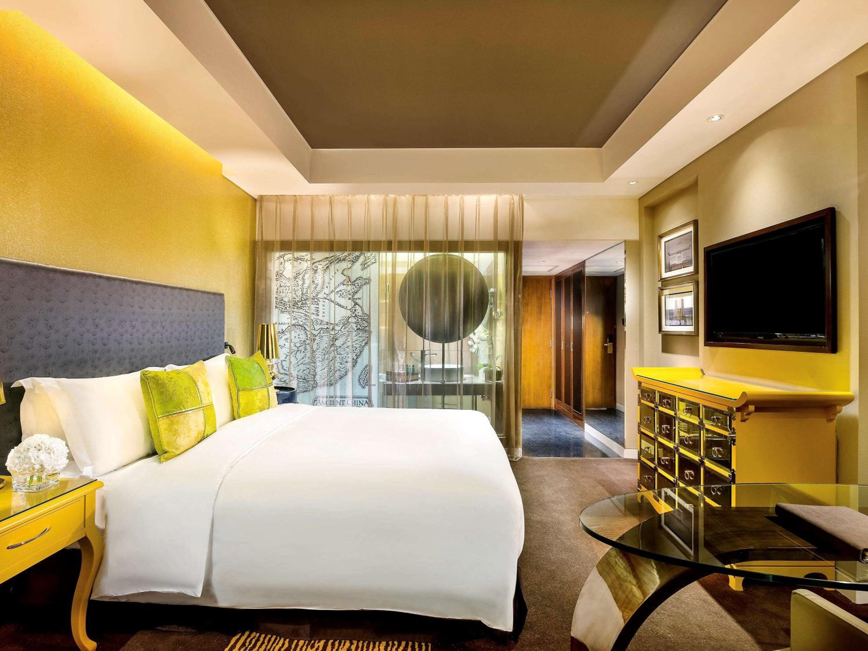 Superior King Room - Photo 12