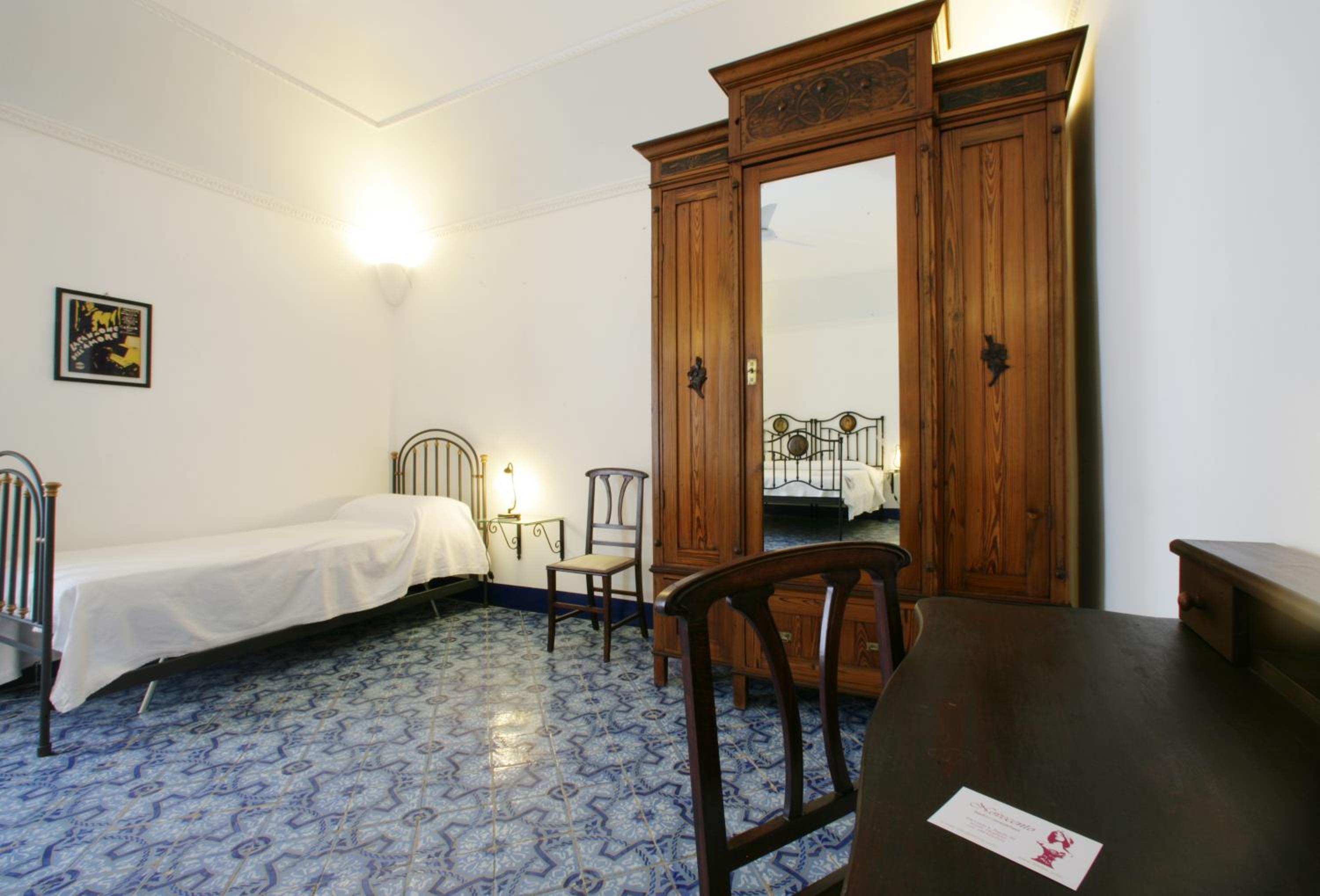 Quadruple Room with Shared Bathroom