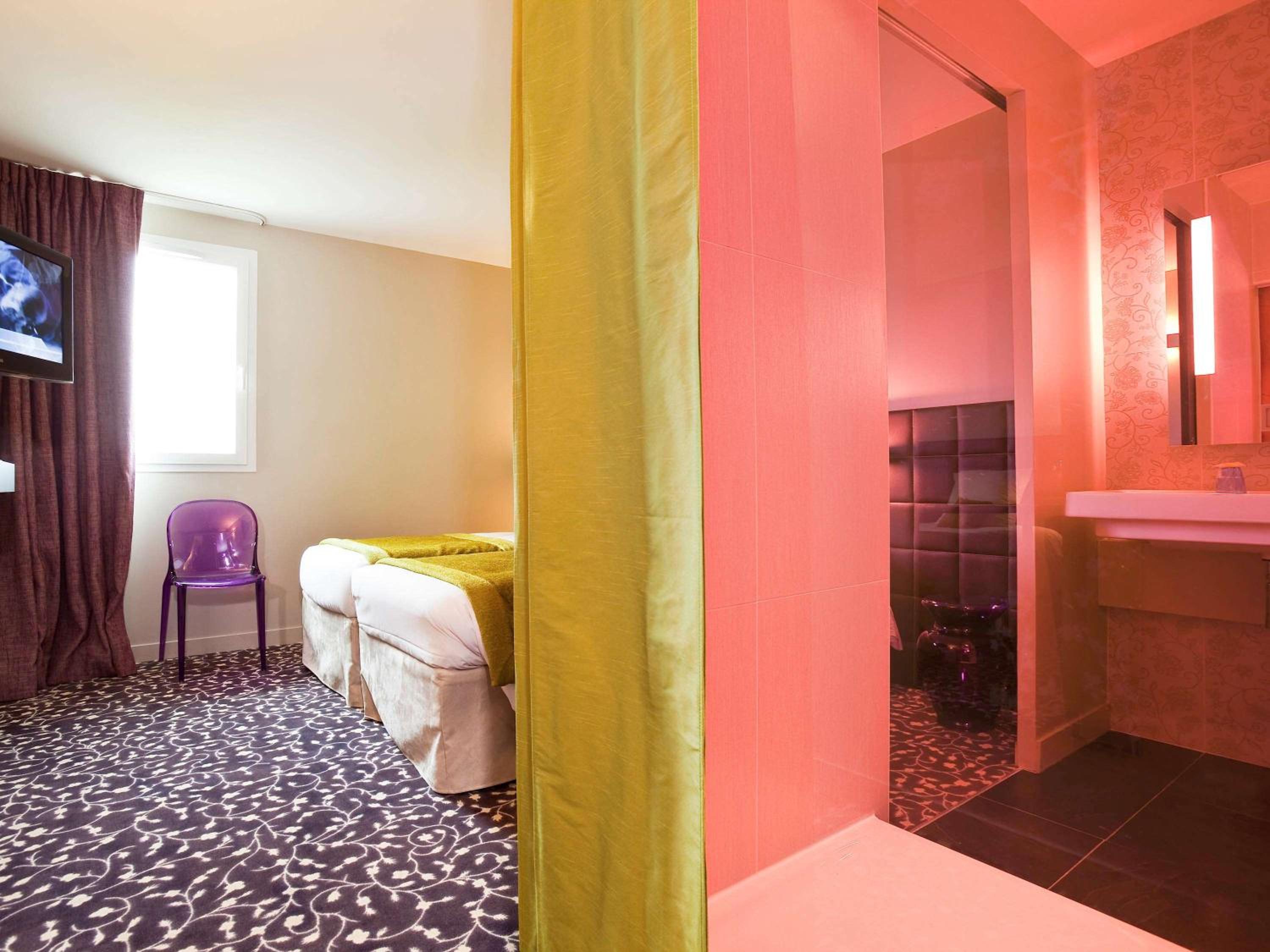 Standard Twin Room - Photo 3