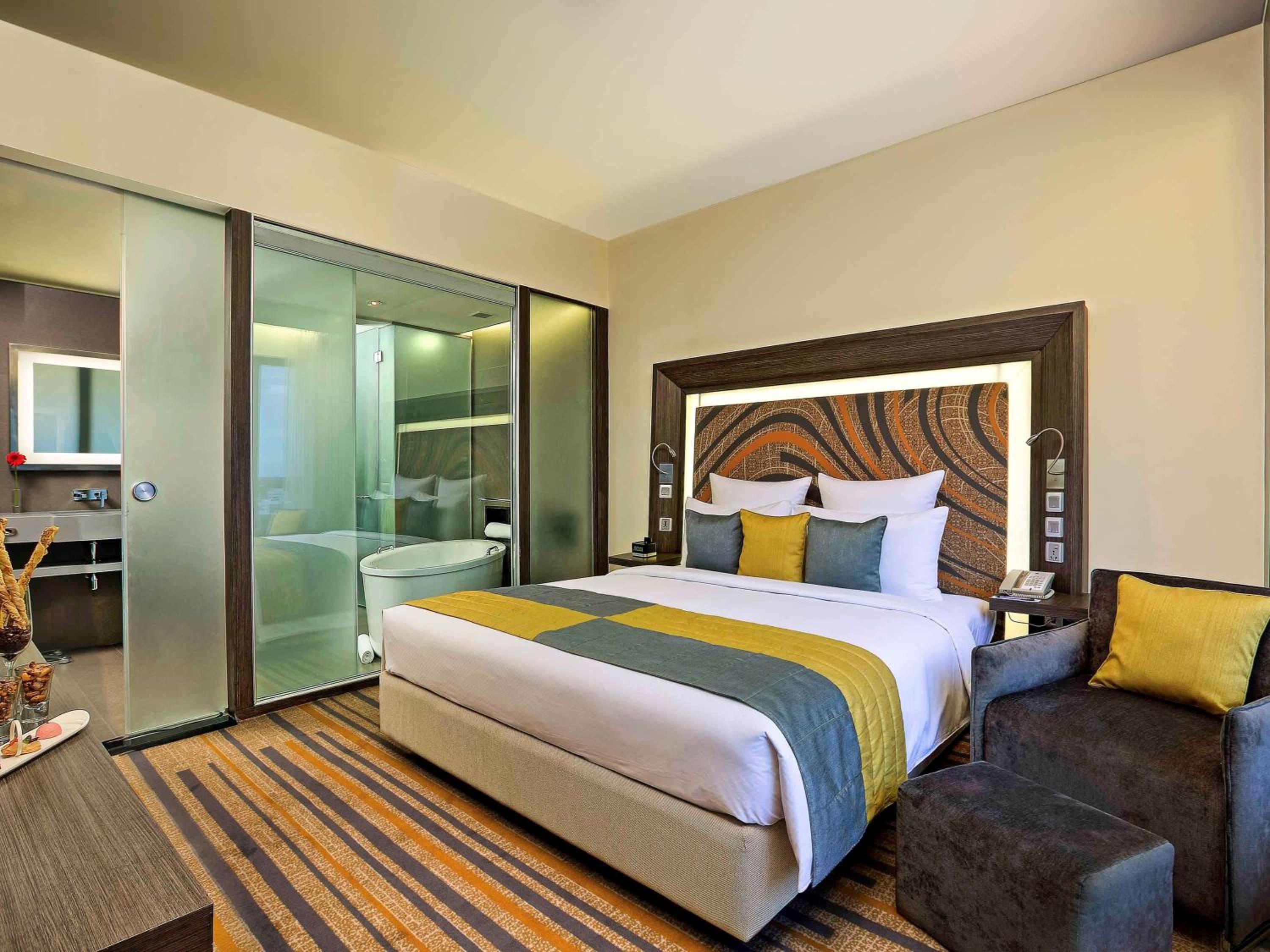 1BHK Apartment: Day use Rate (10am to 6pm) for 6hrs only - Mandatory checkout at 6pm - No night stay allowed