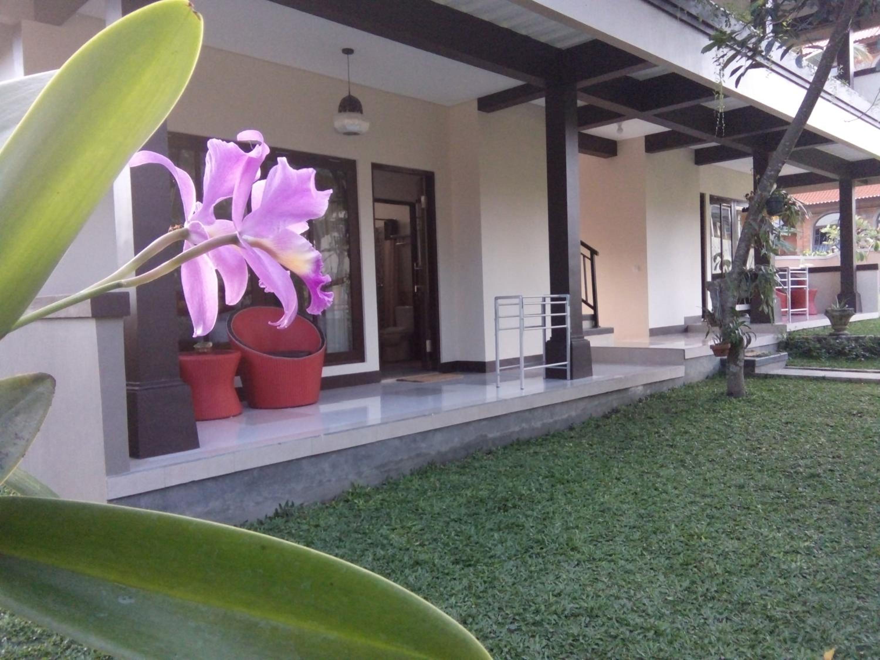 Deluxe Double Room with Balcony - Photo 20