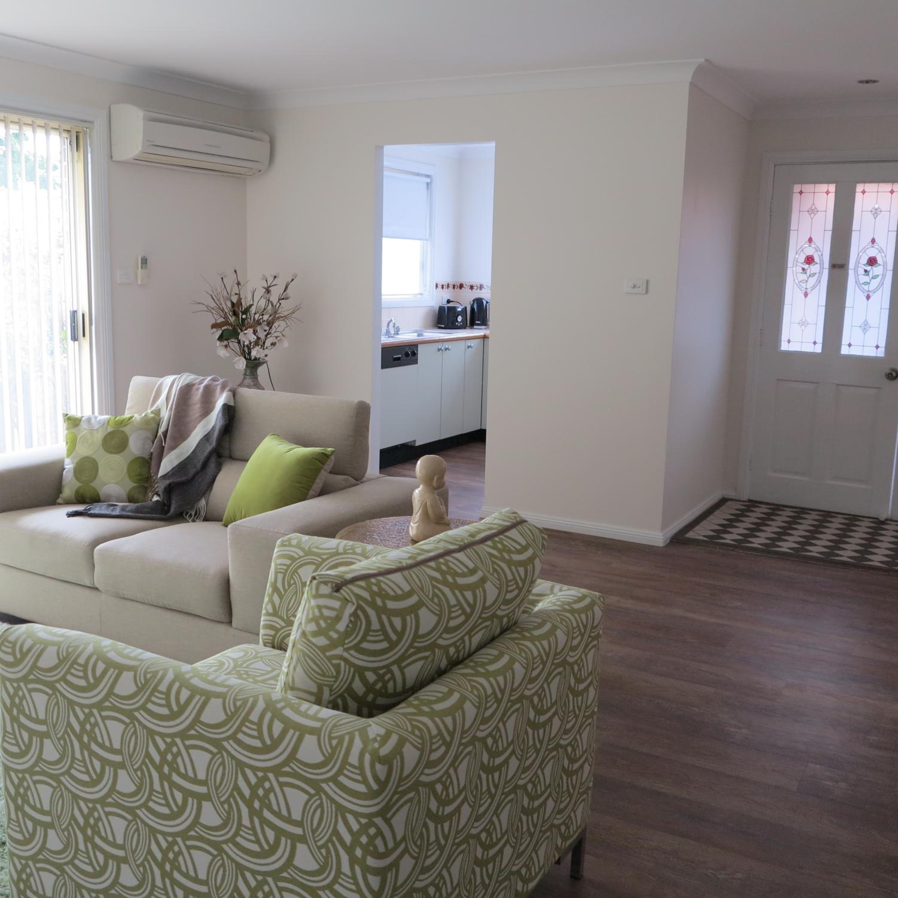 Two-Bedroom Apartment with Two Bathrooms - Photo 2