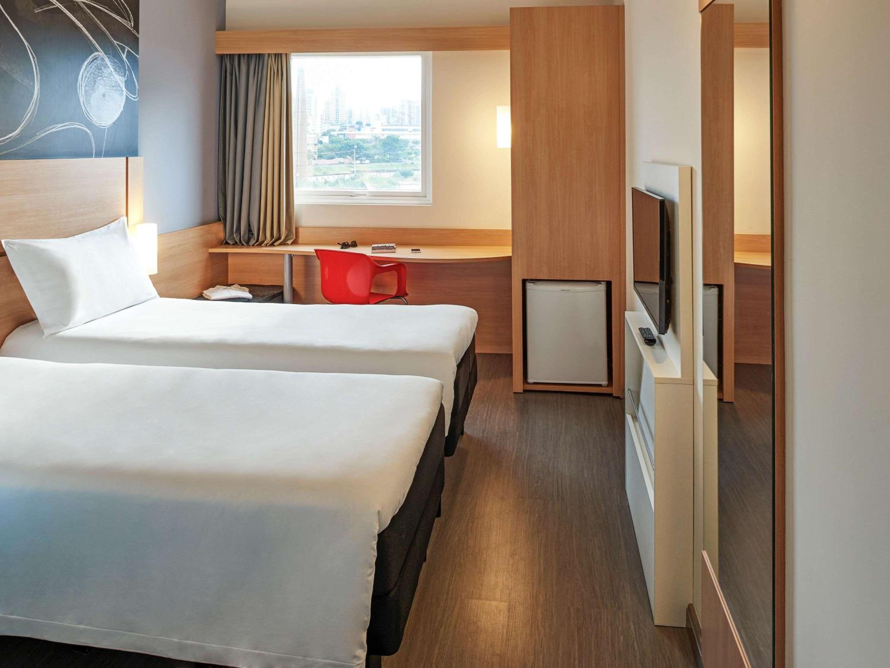 Standard Apartment with Two Single Beds photo 1