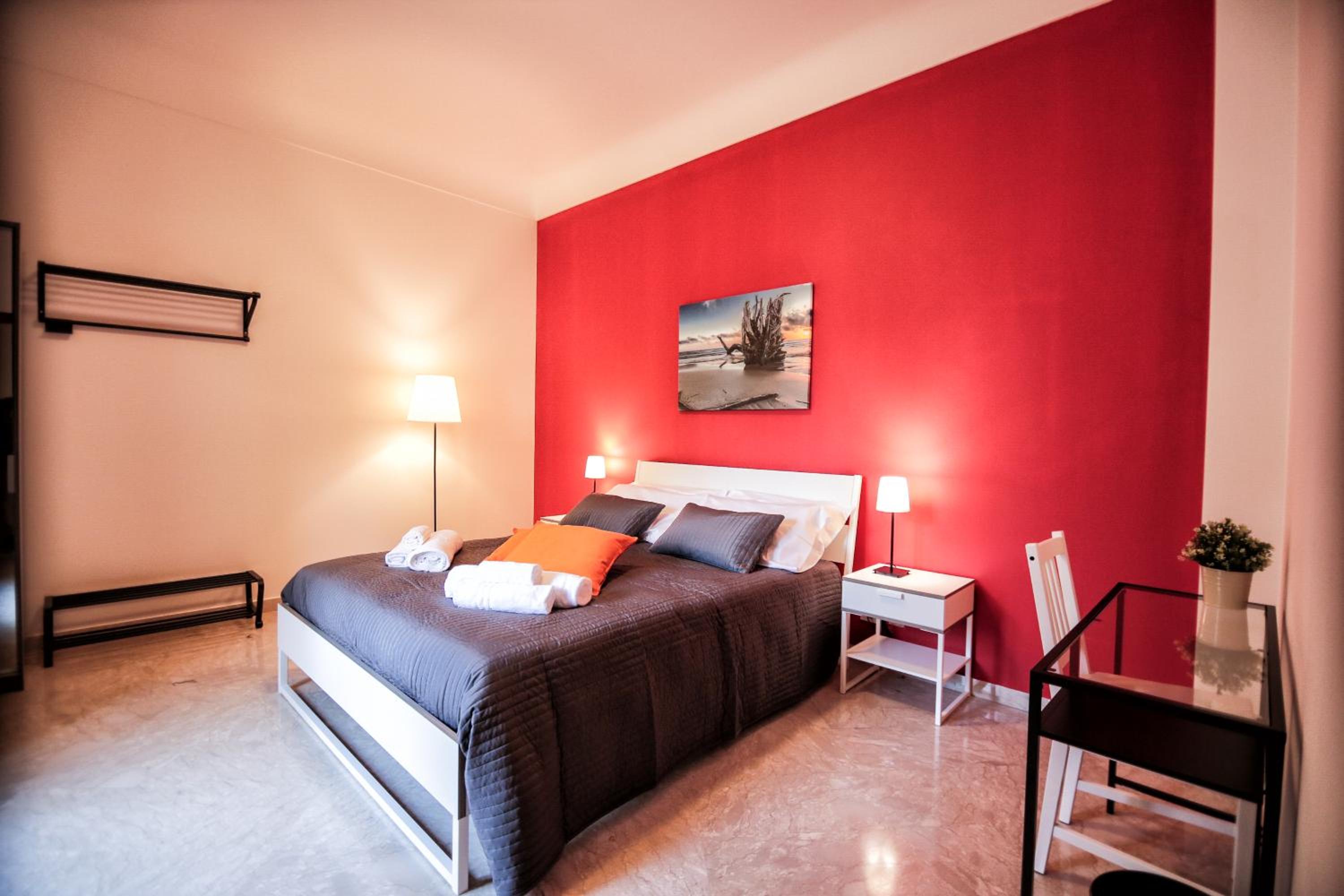 Suite with Balcony - Photo 1