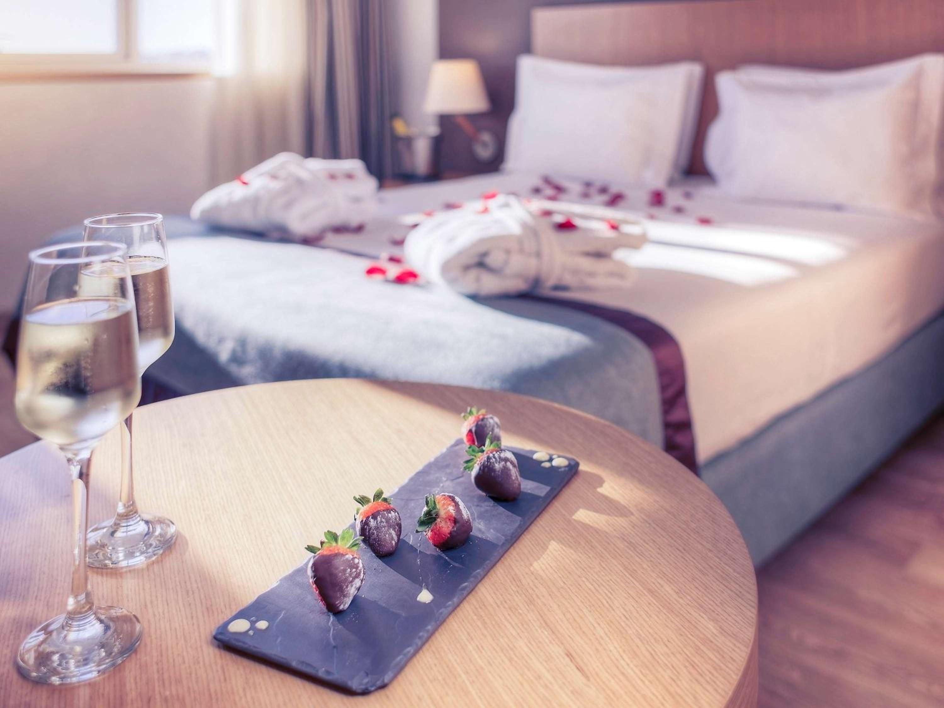 Superior Double Room with Romantic Package photo 3