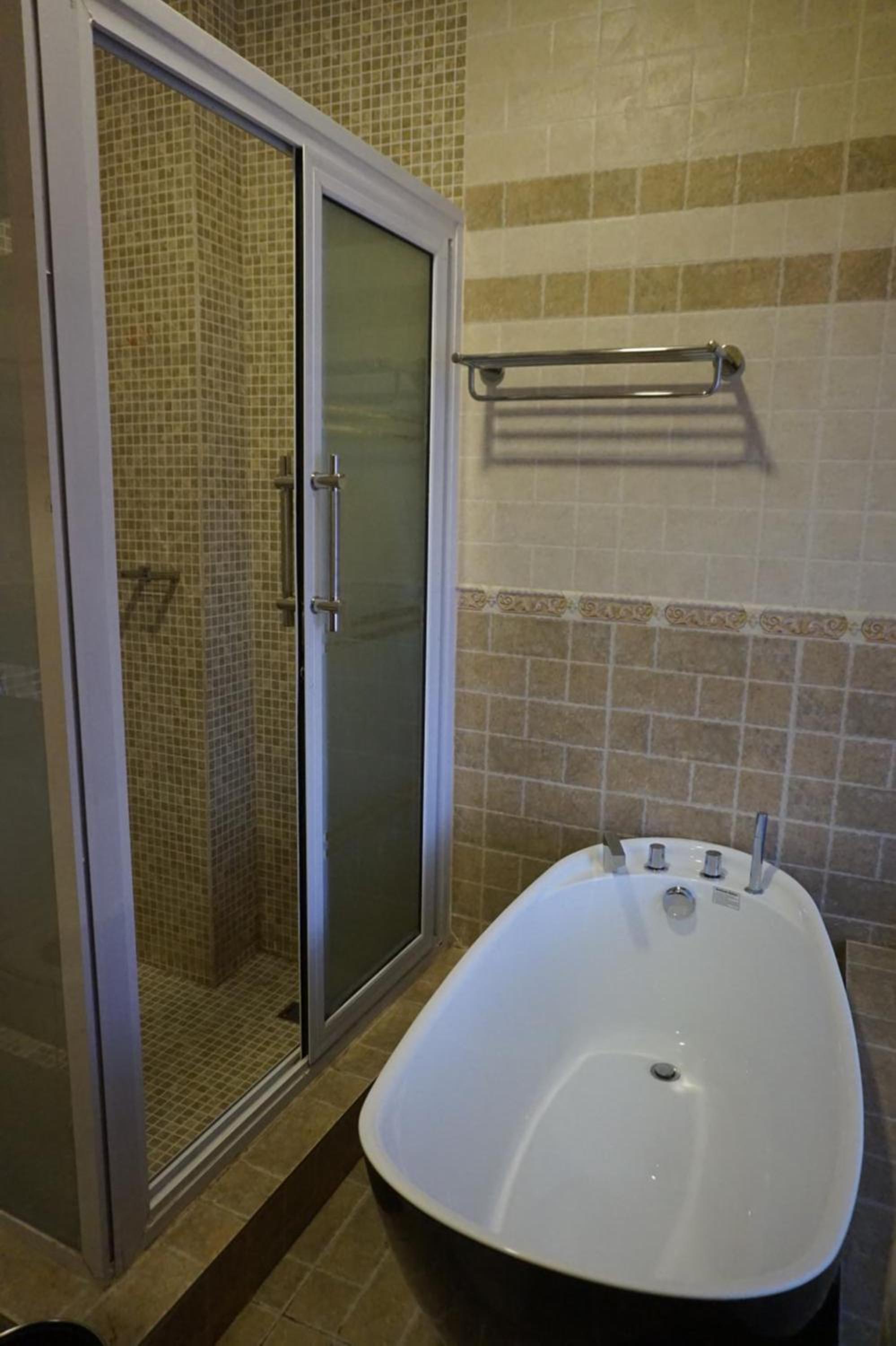 Deluxe Suite photo 3
