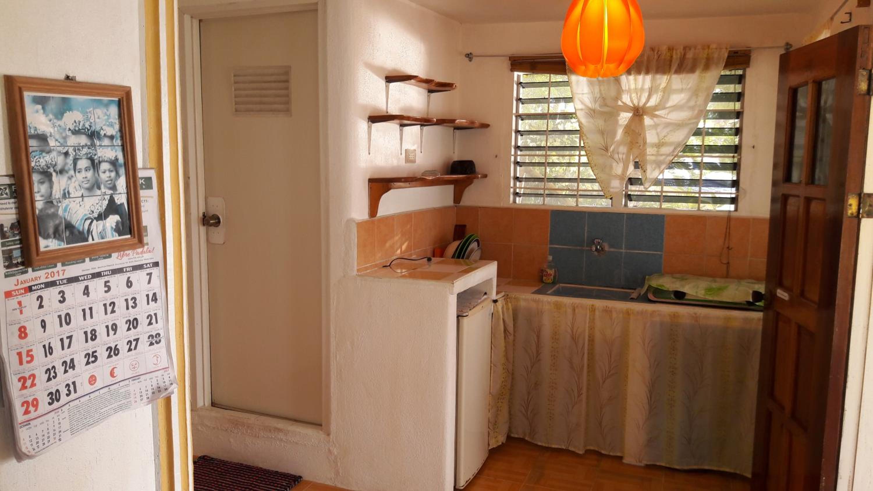 Beach Front Cottage - Photo 16