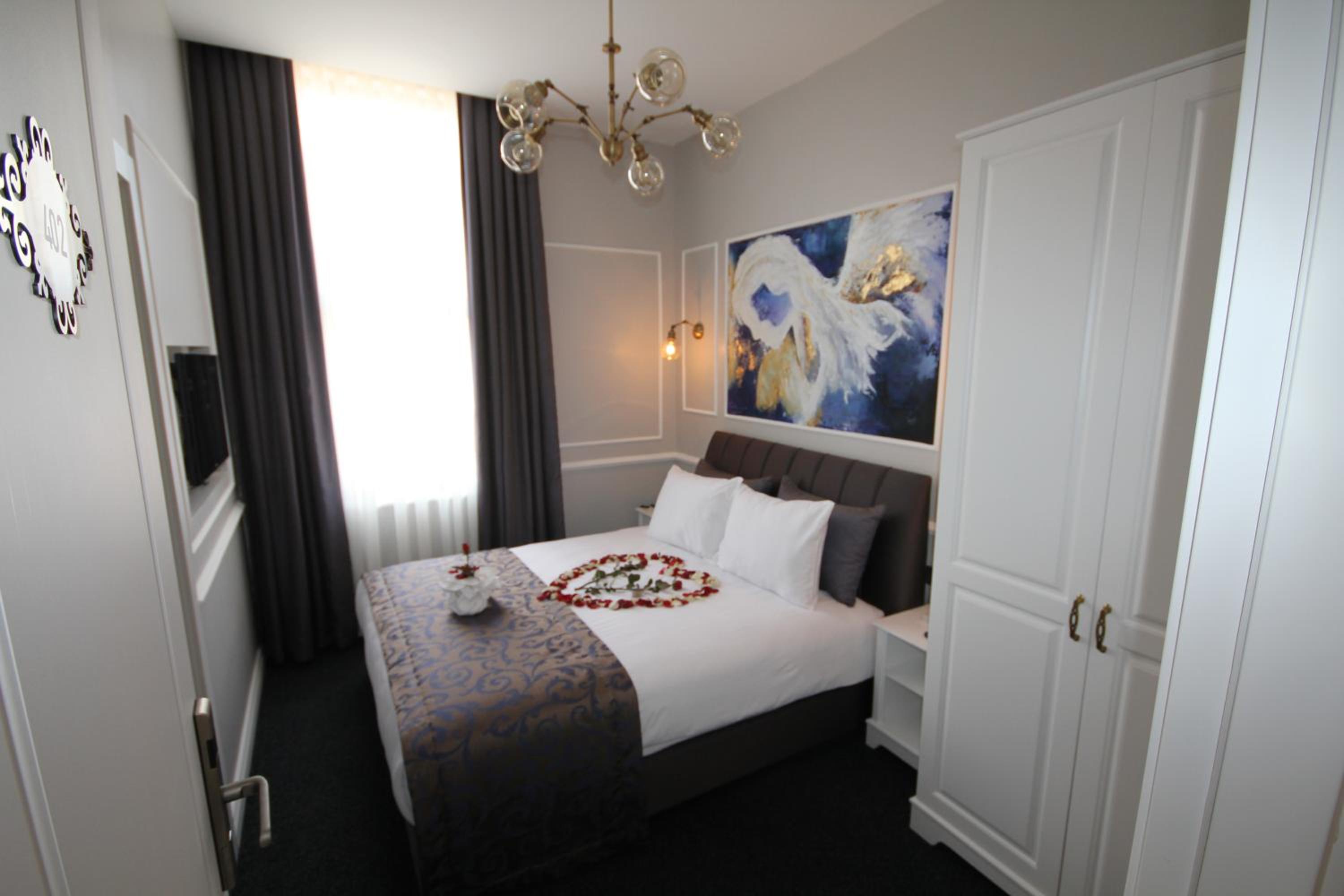 Double or Twin Room photo 2