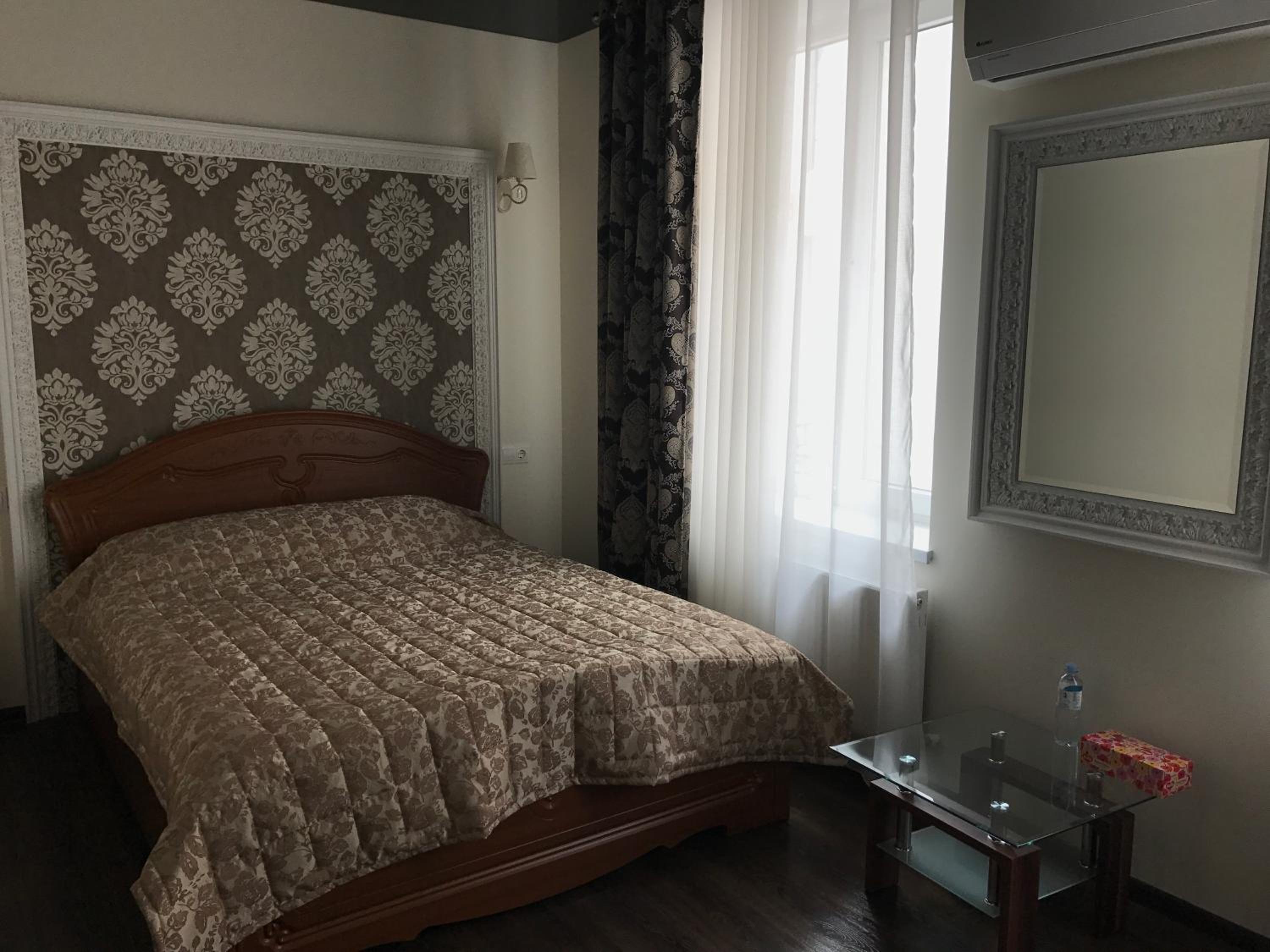 Large Double Room photo 3