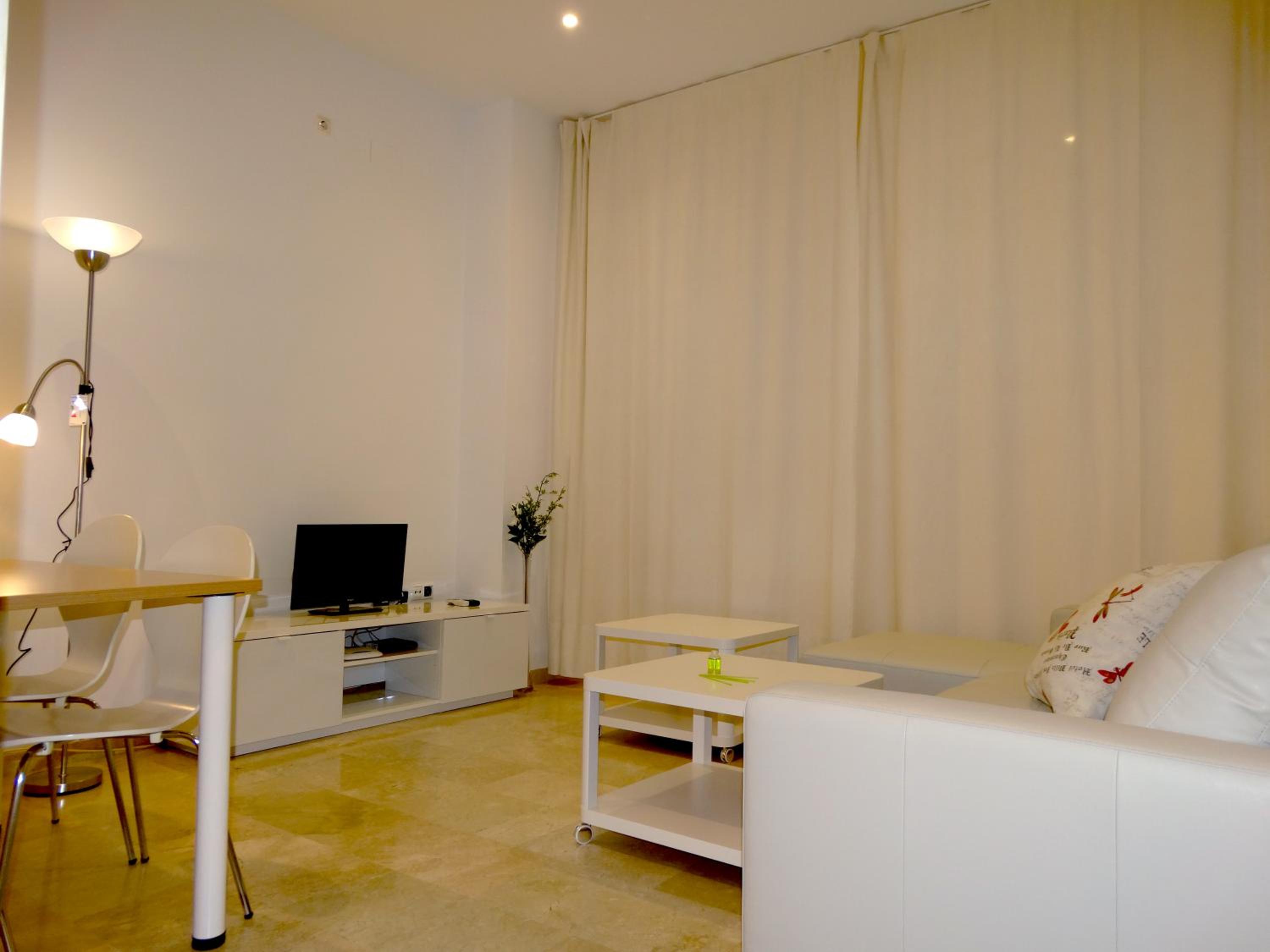 Loft - Photo 11