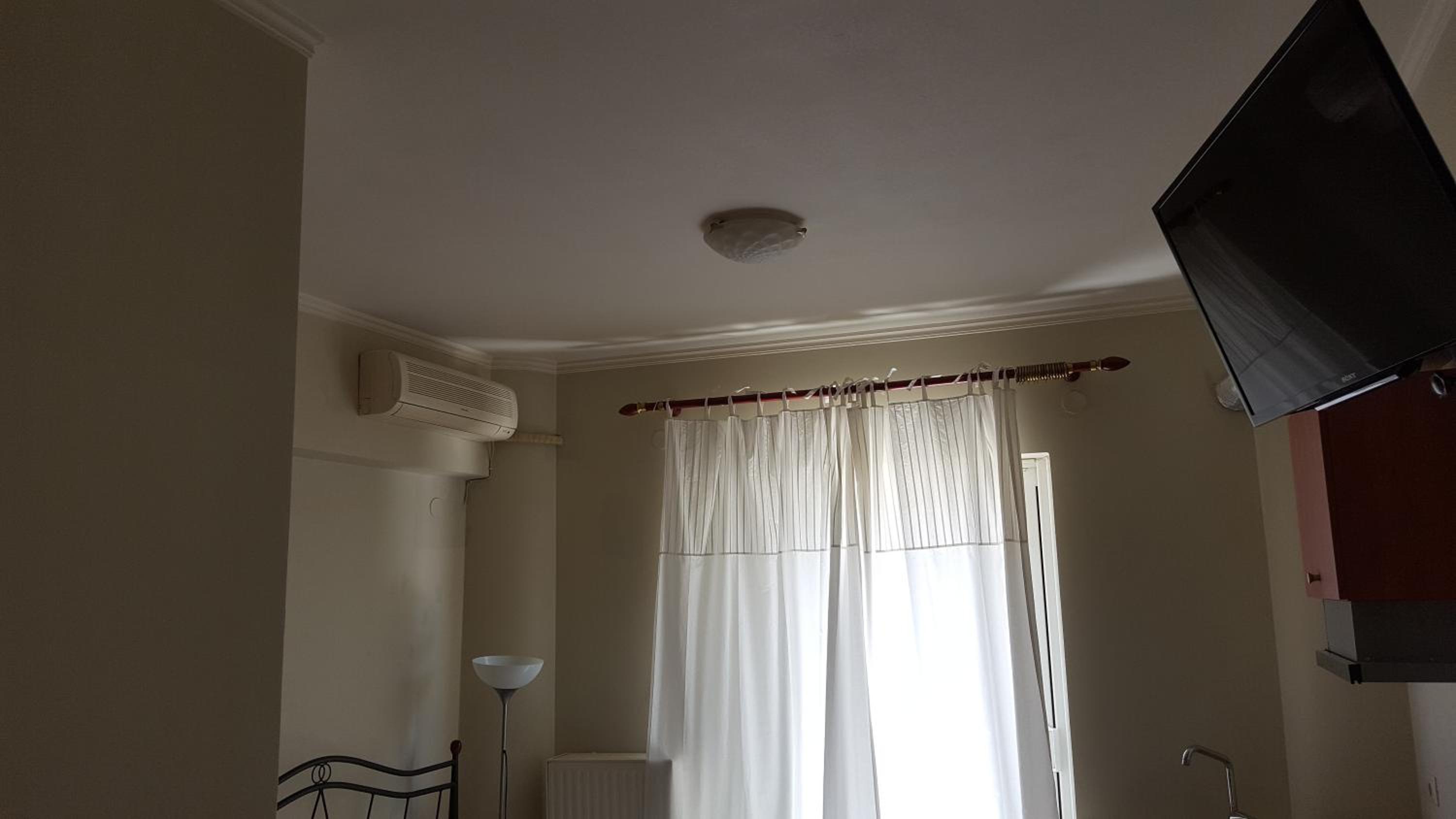 Double Room with Balcony - Photo 1