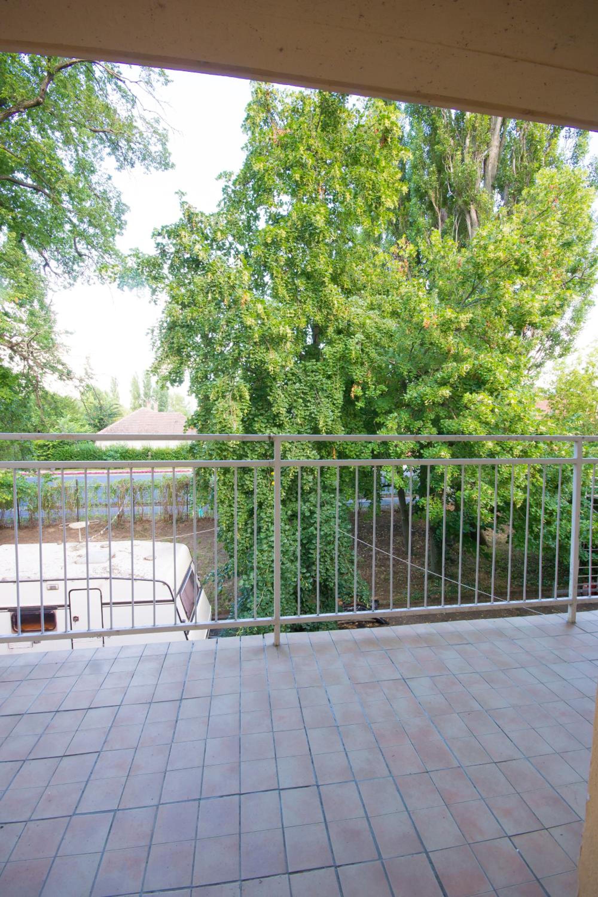 Quadruple Room with Balcony photo 3