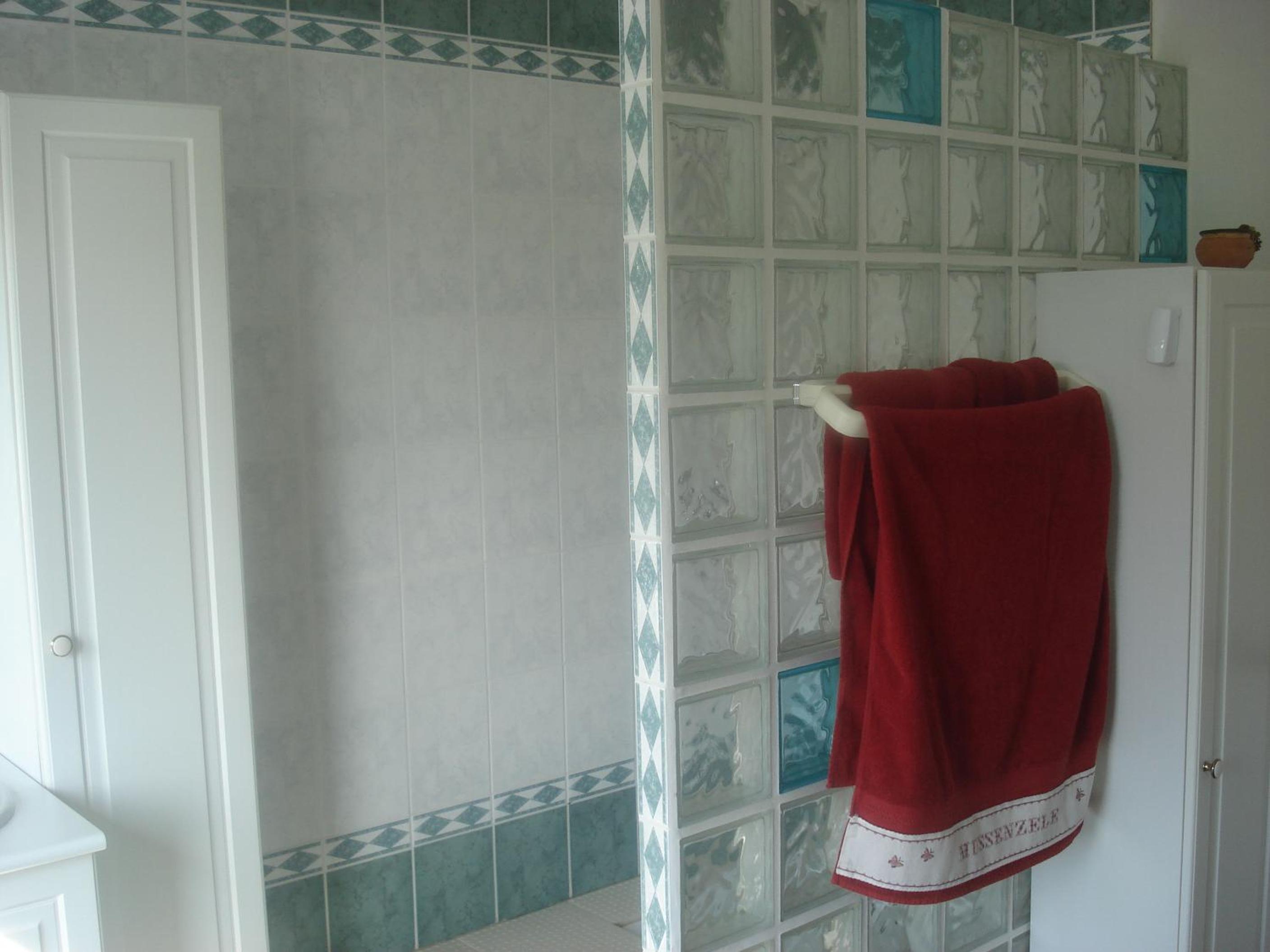 Budget Twin Room photo 2