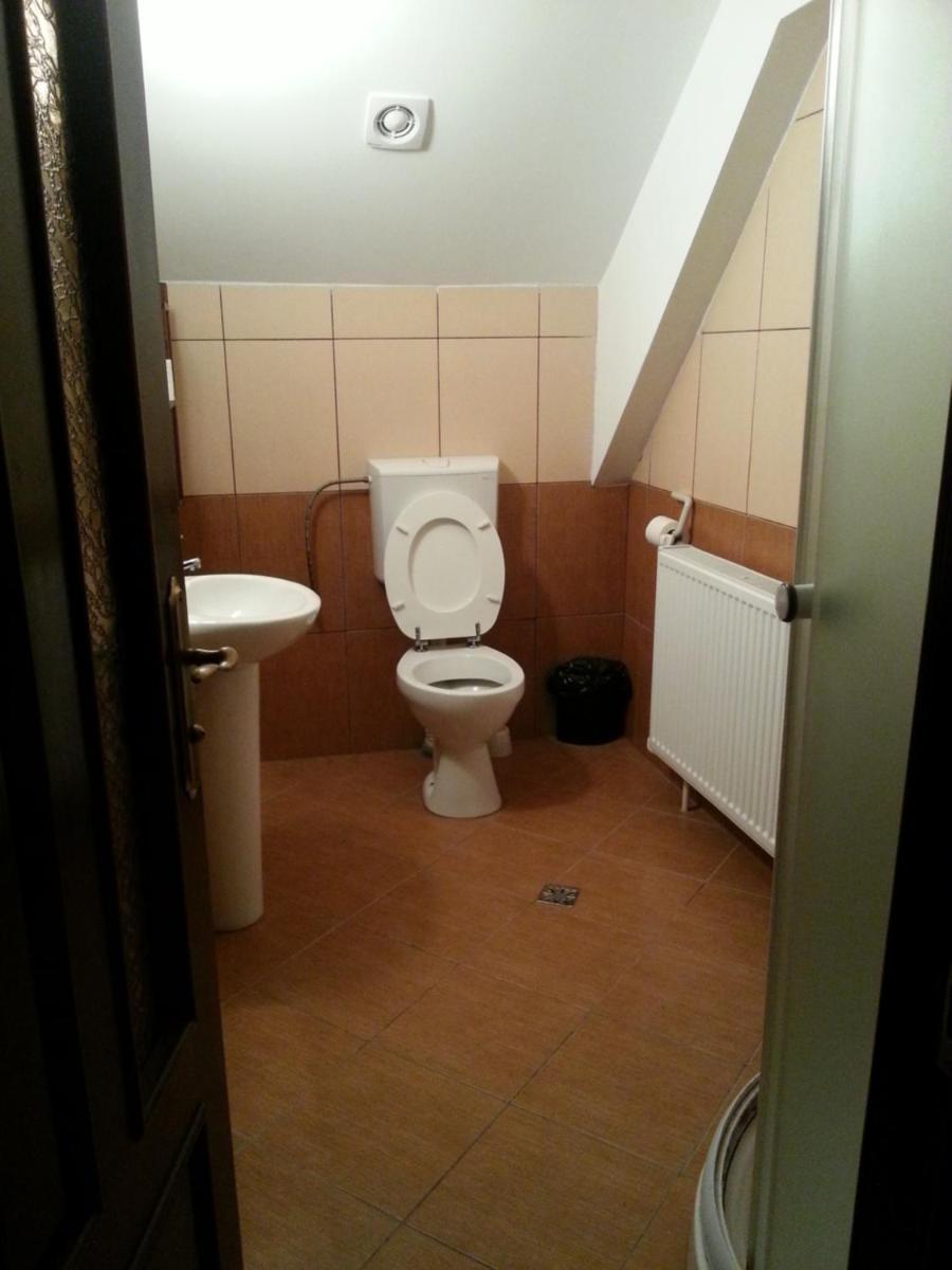 Family Room with Bathroom - Photo 4