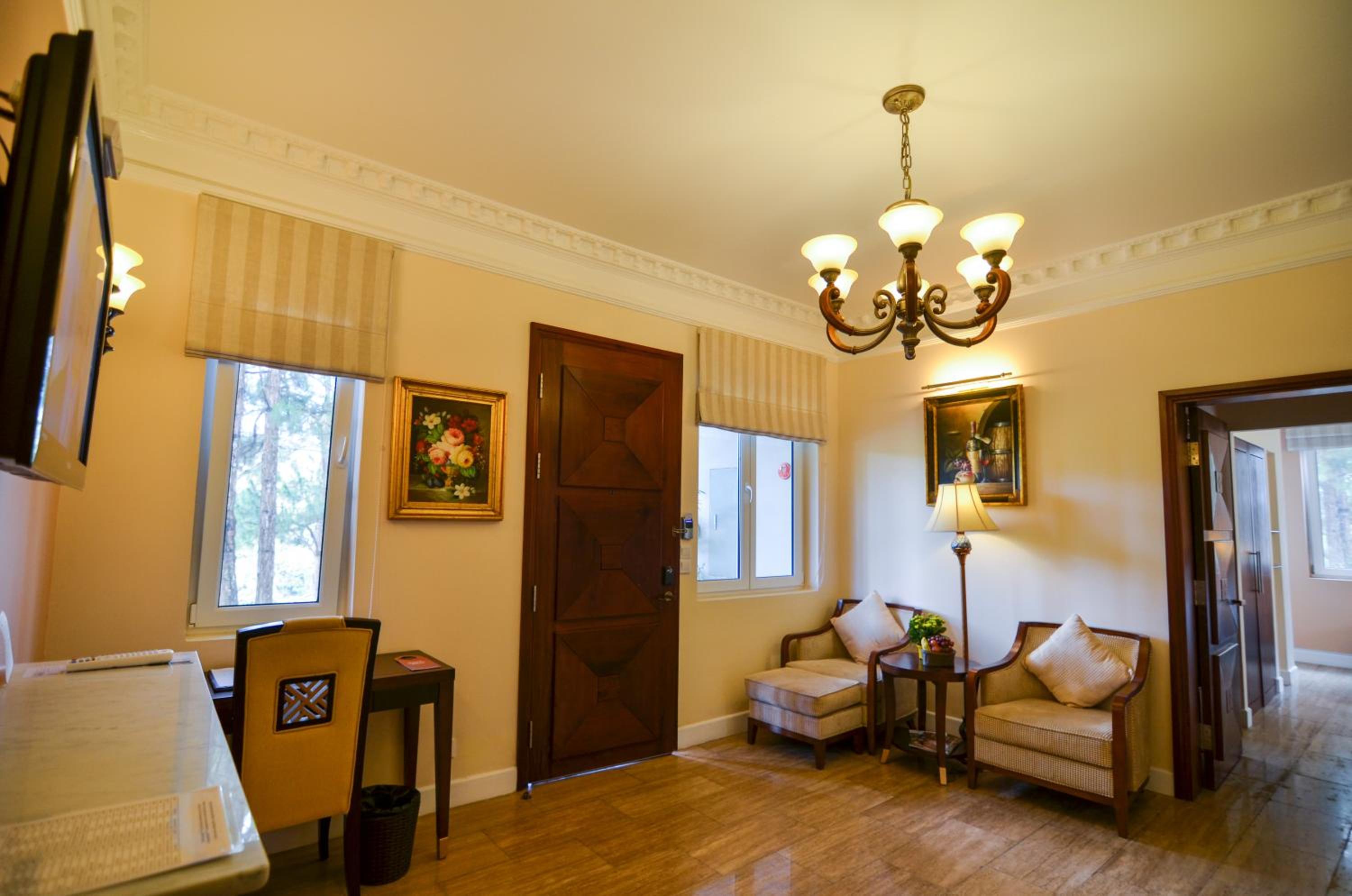 Junior Suite with Garden View - Photo 6