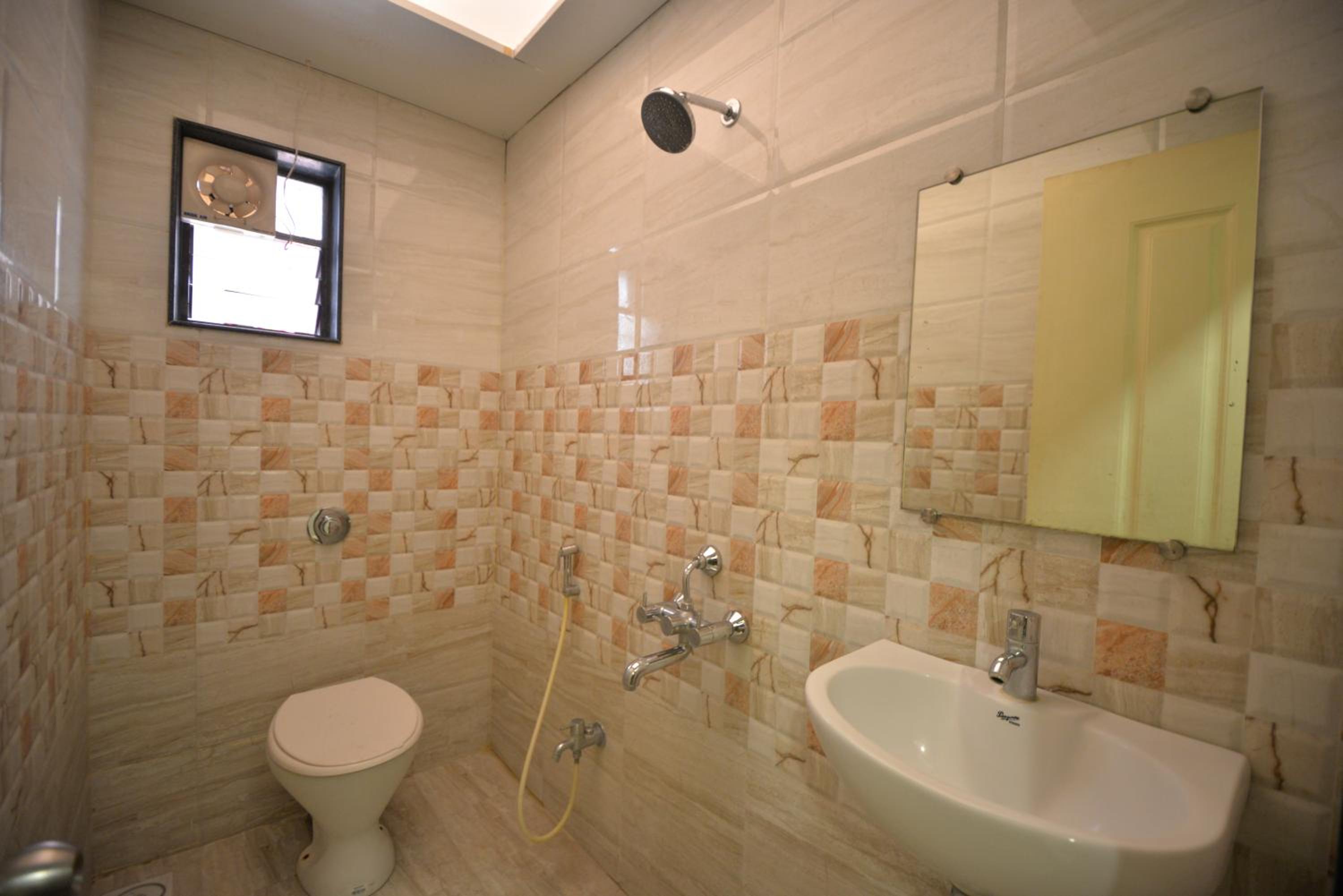 Deluxe Triple Room - Photo 2
