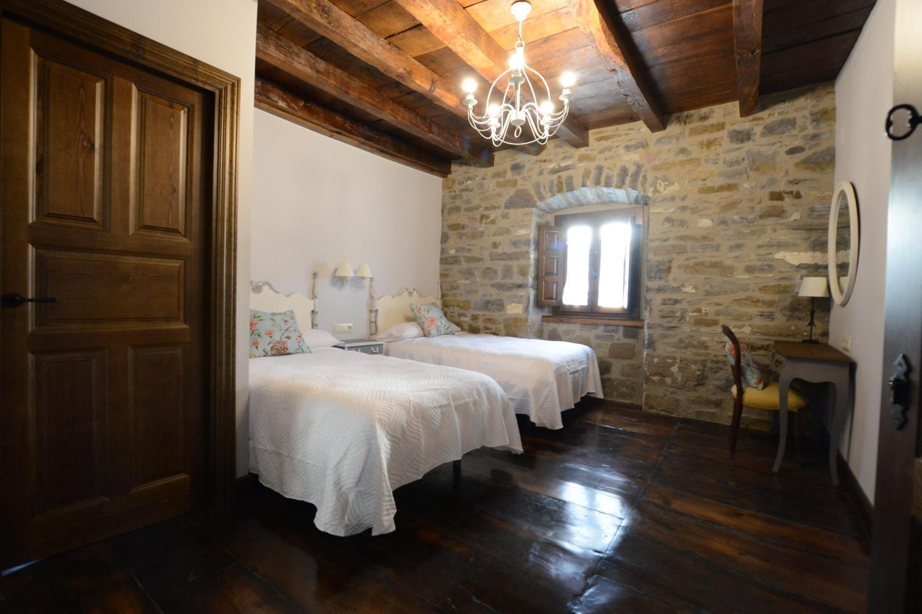 Habitación Doble con Baño Privado
