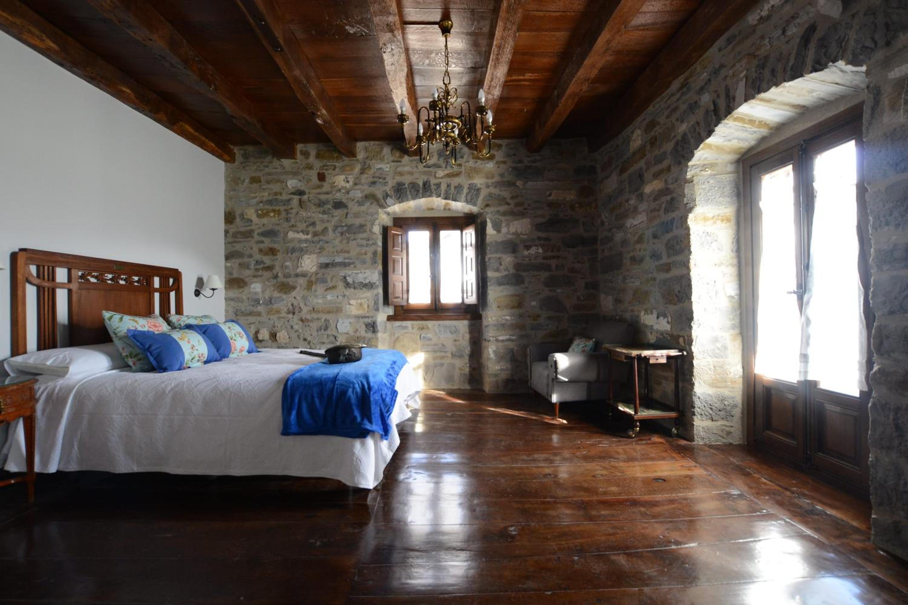 Double Room with Balcony photo 3
