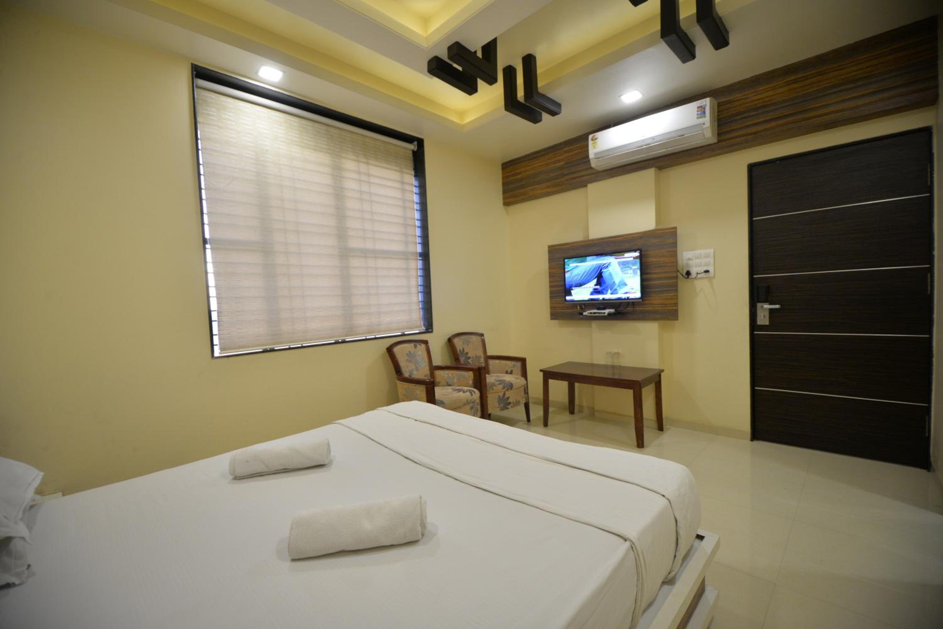 Deluxe Double Room photo 3