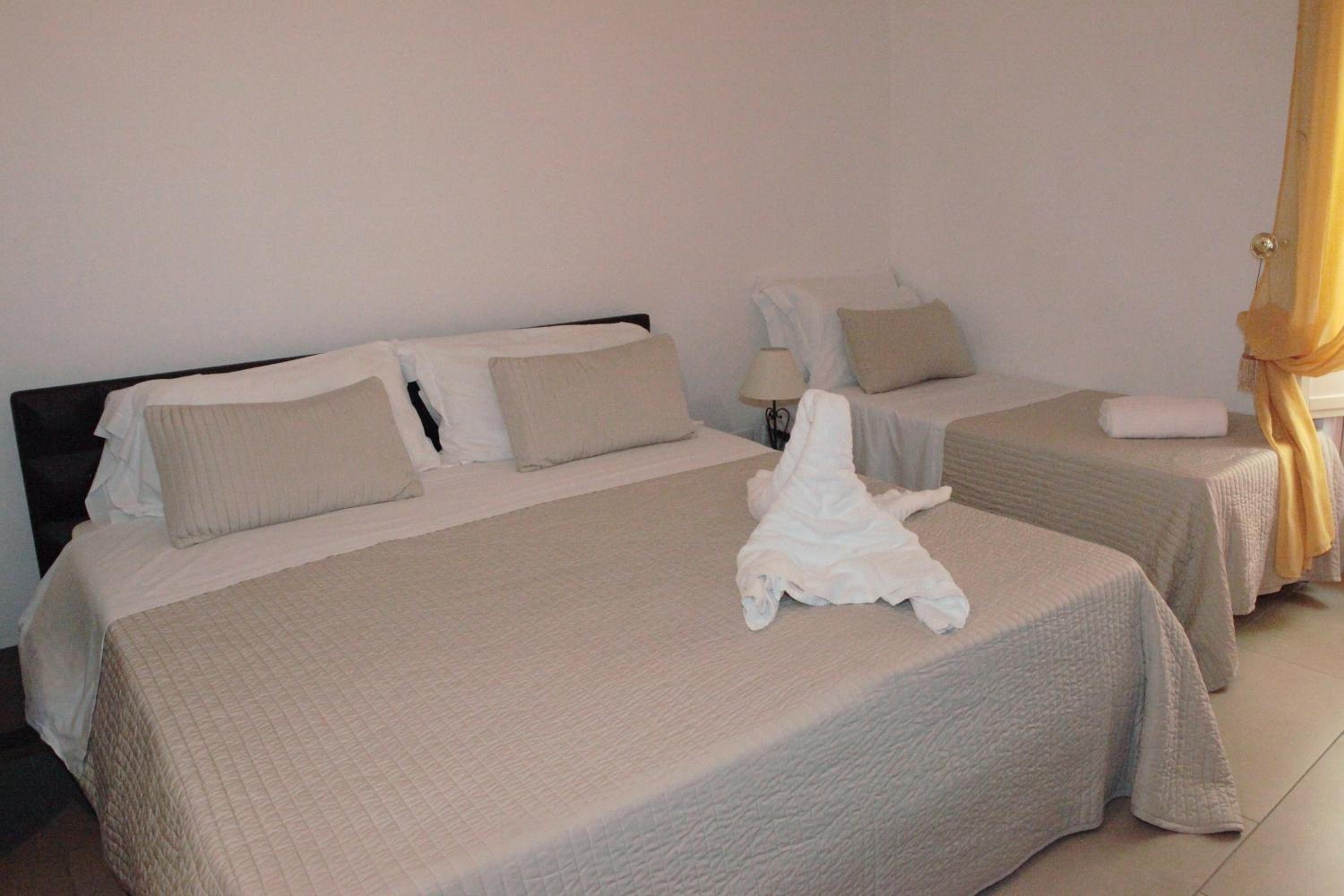 Triple Room - Photo 5