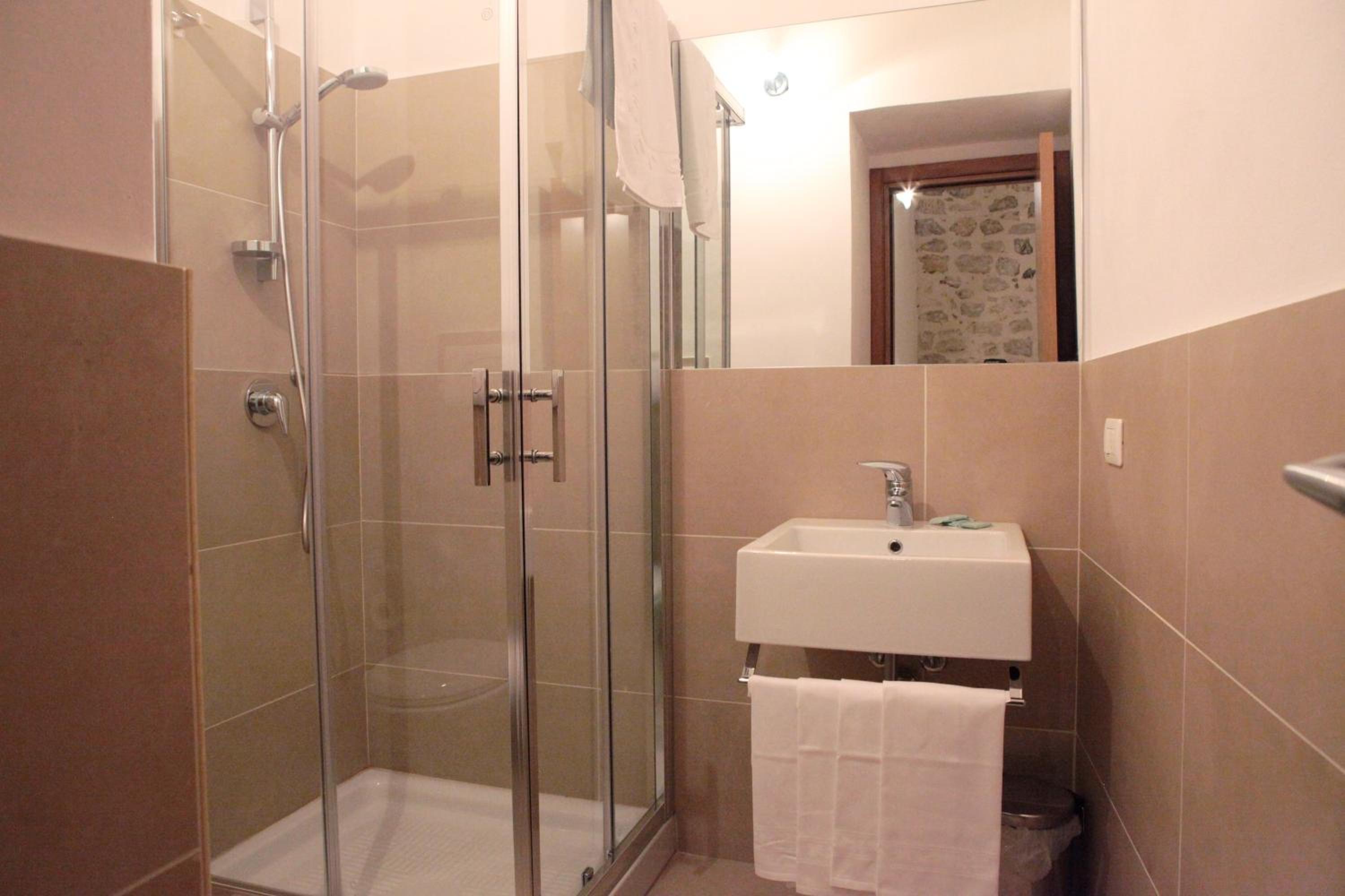 Triple Room - Photo 4