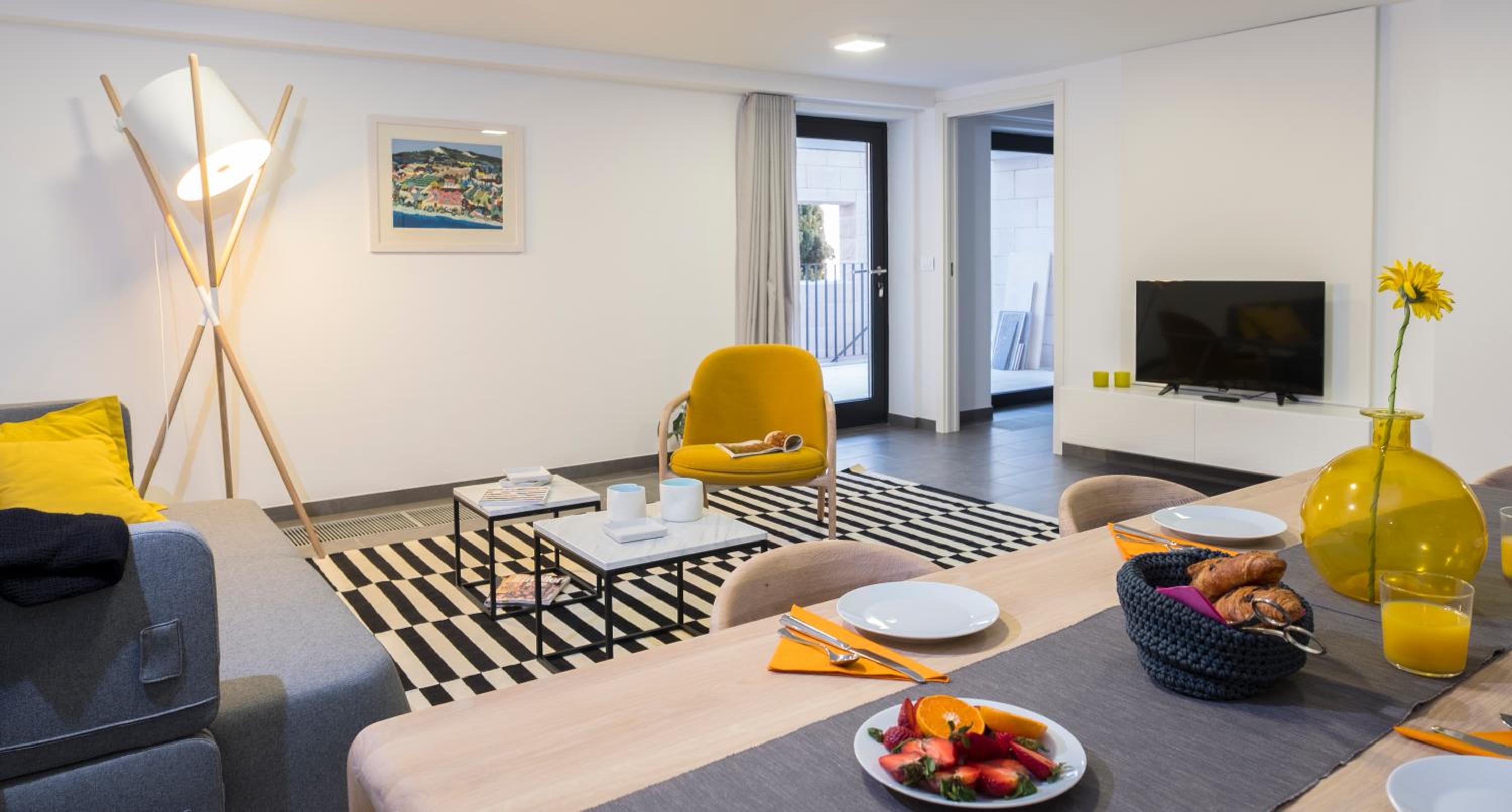 Private Entrance - One-Bedroom Apartment with Terrace and Partial Sea View