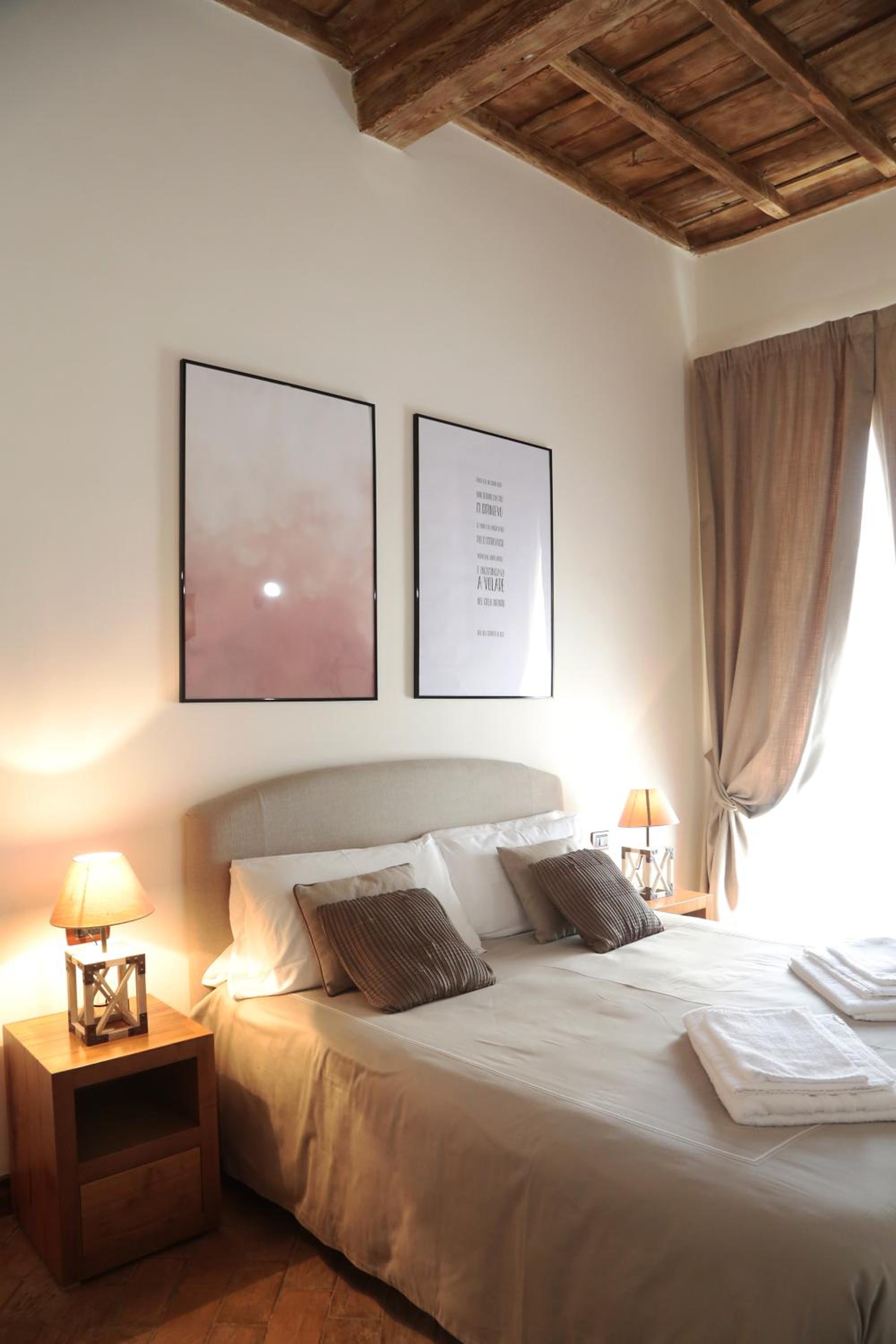 Double Room - Photo 2