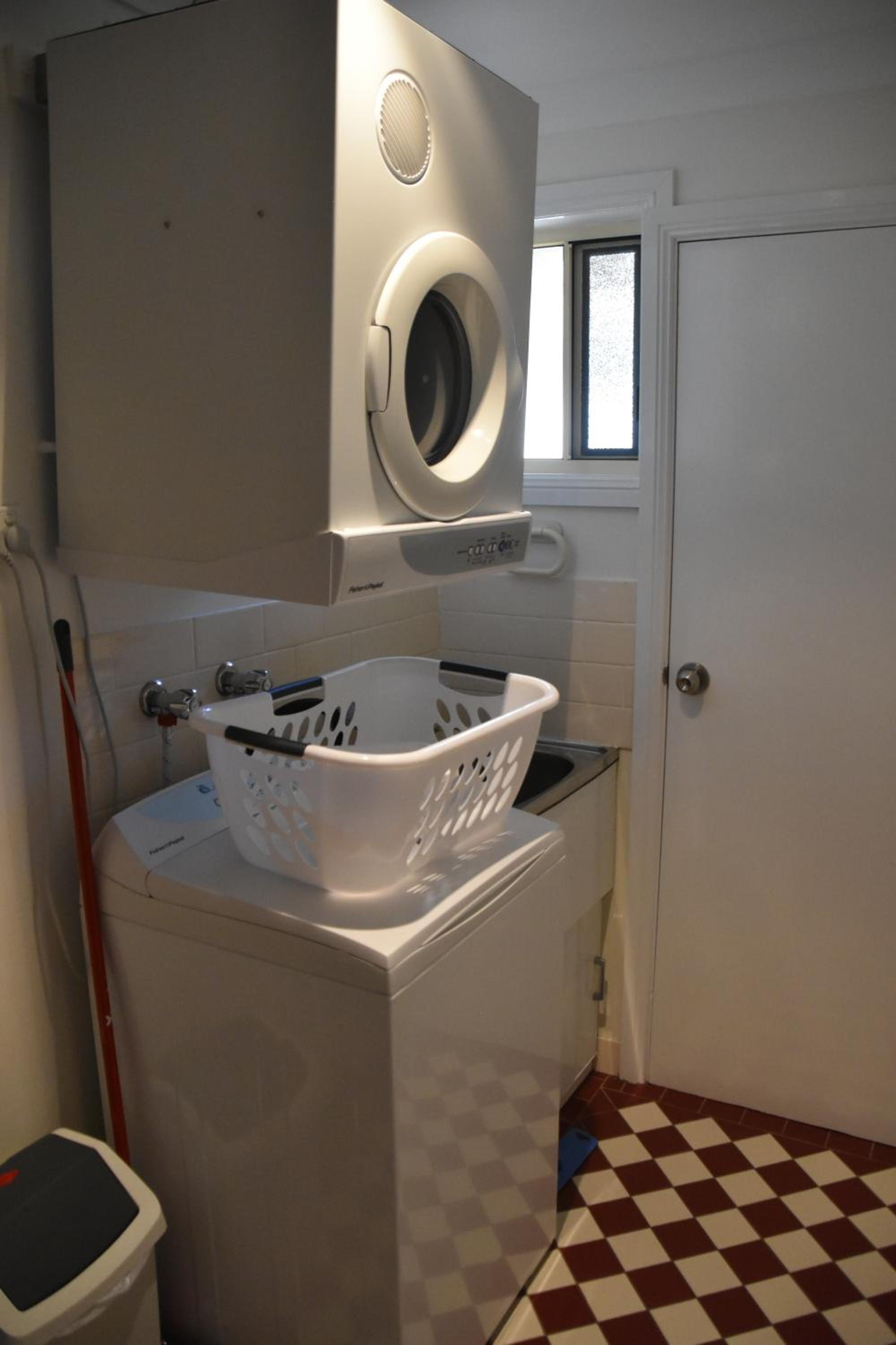 Two-Bedroom Apartment with Two Bathrooms - Photo 15