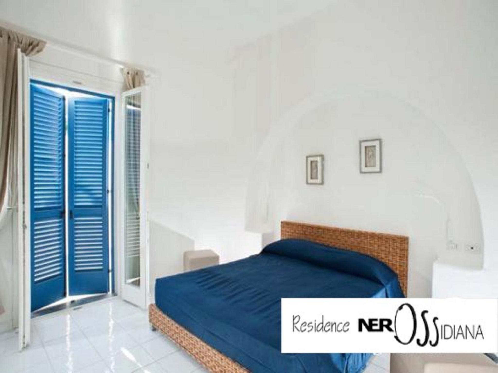 One-Bedroom Apartment with Side Sea View photo 3