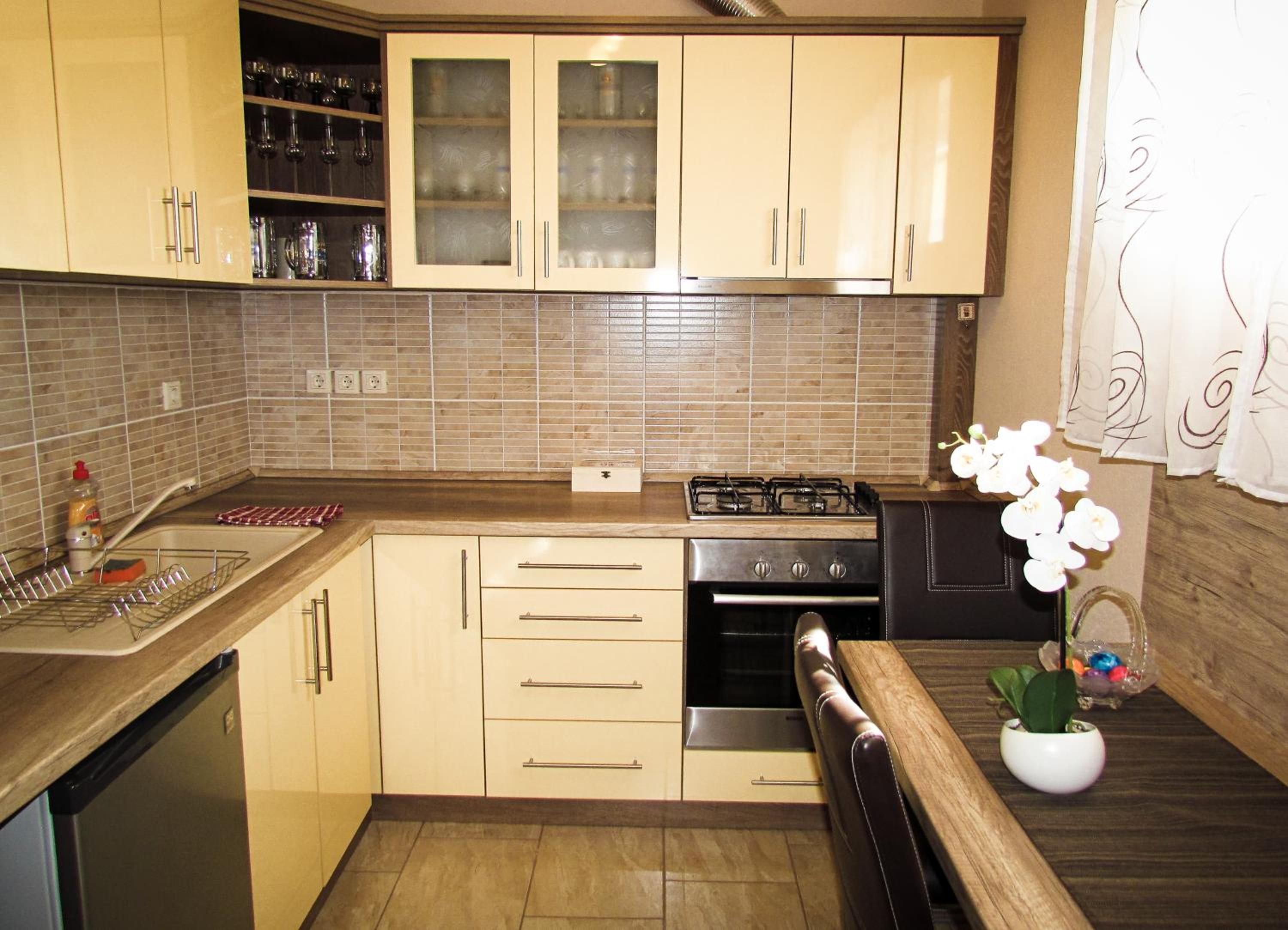 Two-Bedroom Apartment - Photo 9
