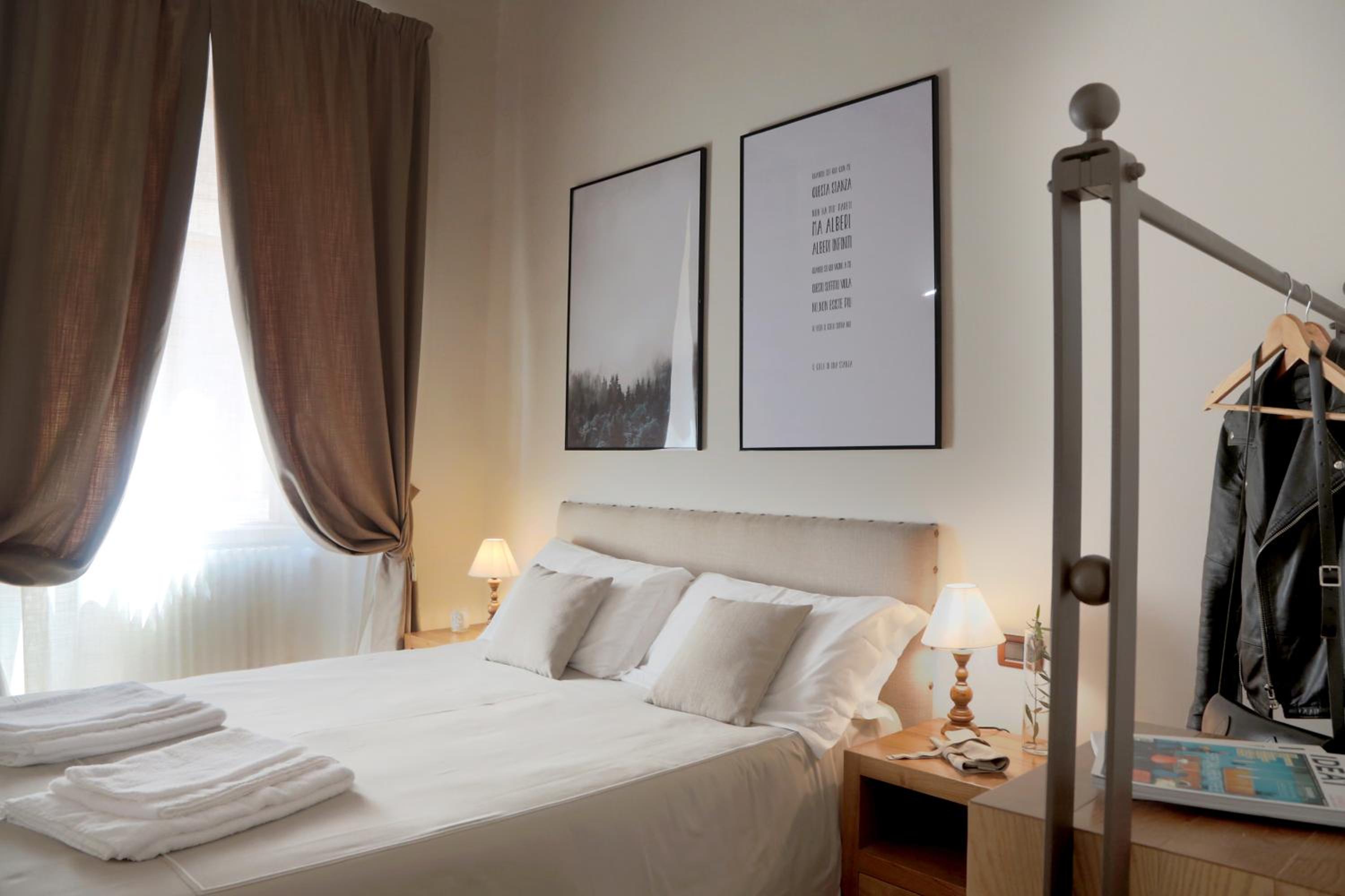 Double Room - Photo 1
