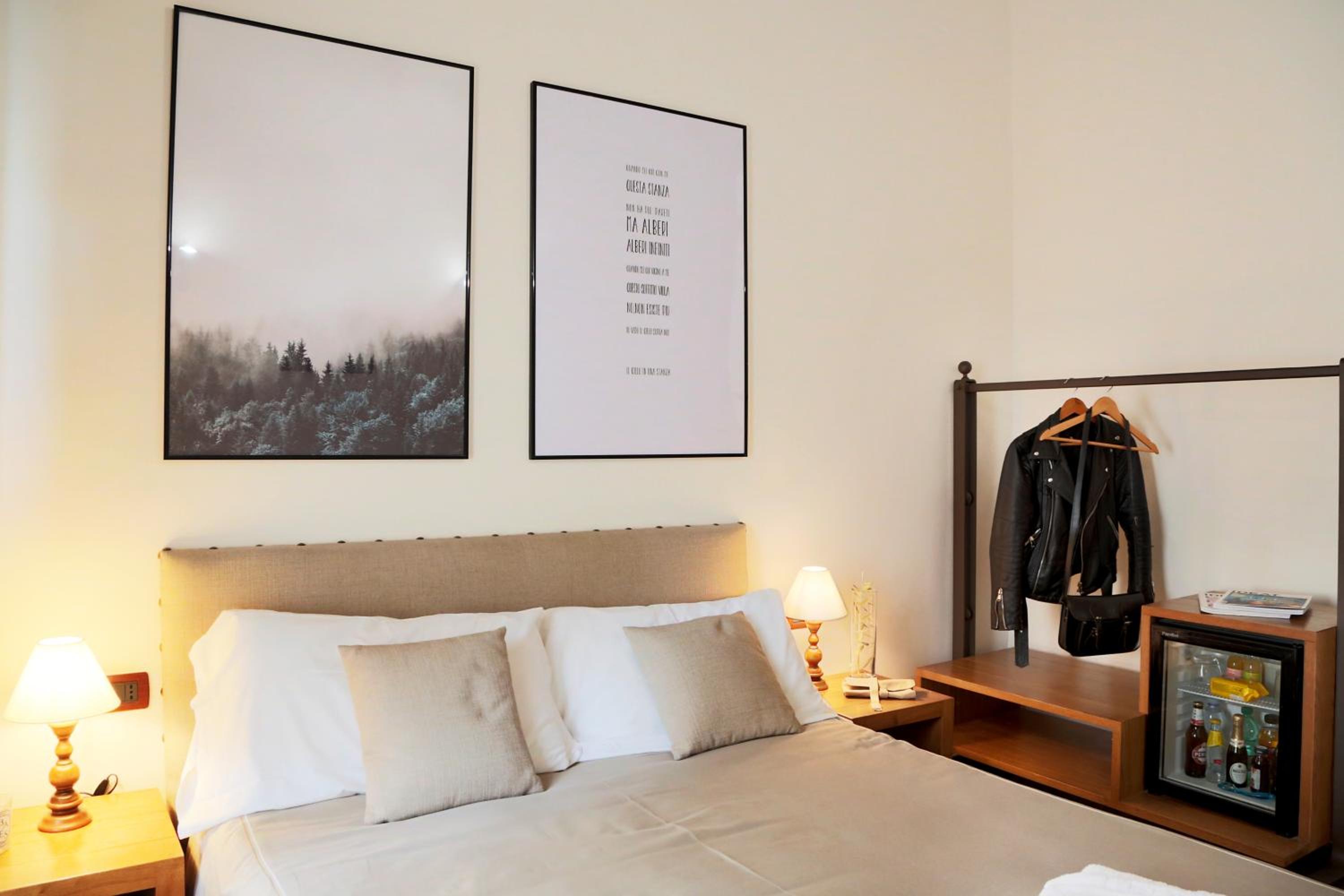 Double Room - Photo 3