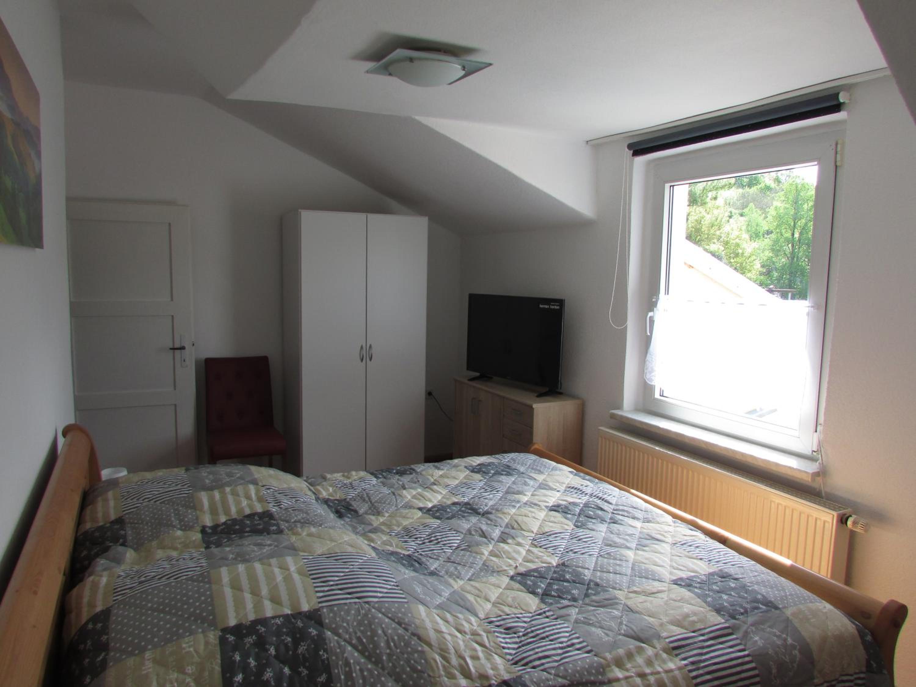One-Bedroom Apartment - Photo 1