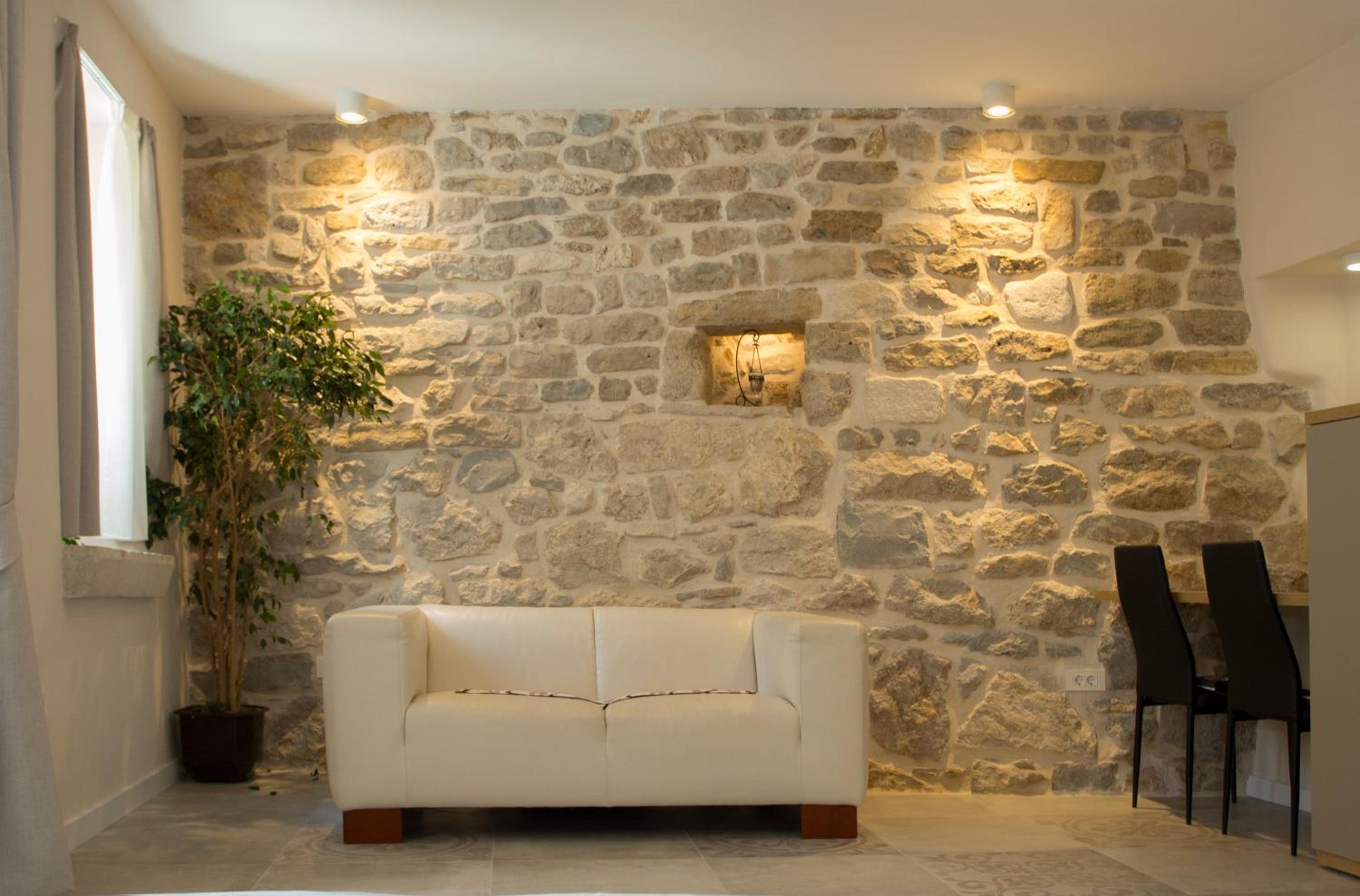 Studio Apartment - Ground Floor photo 3