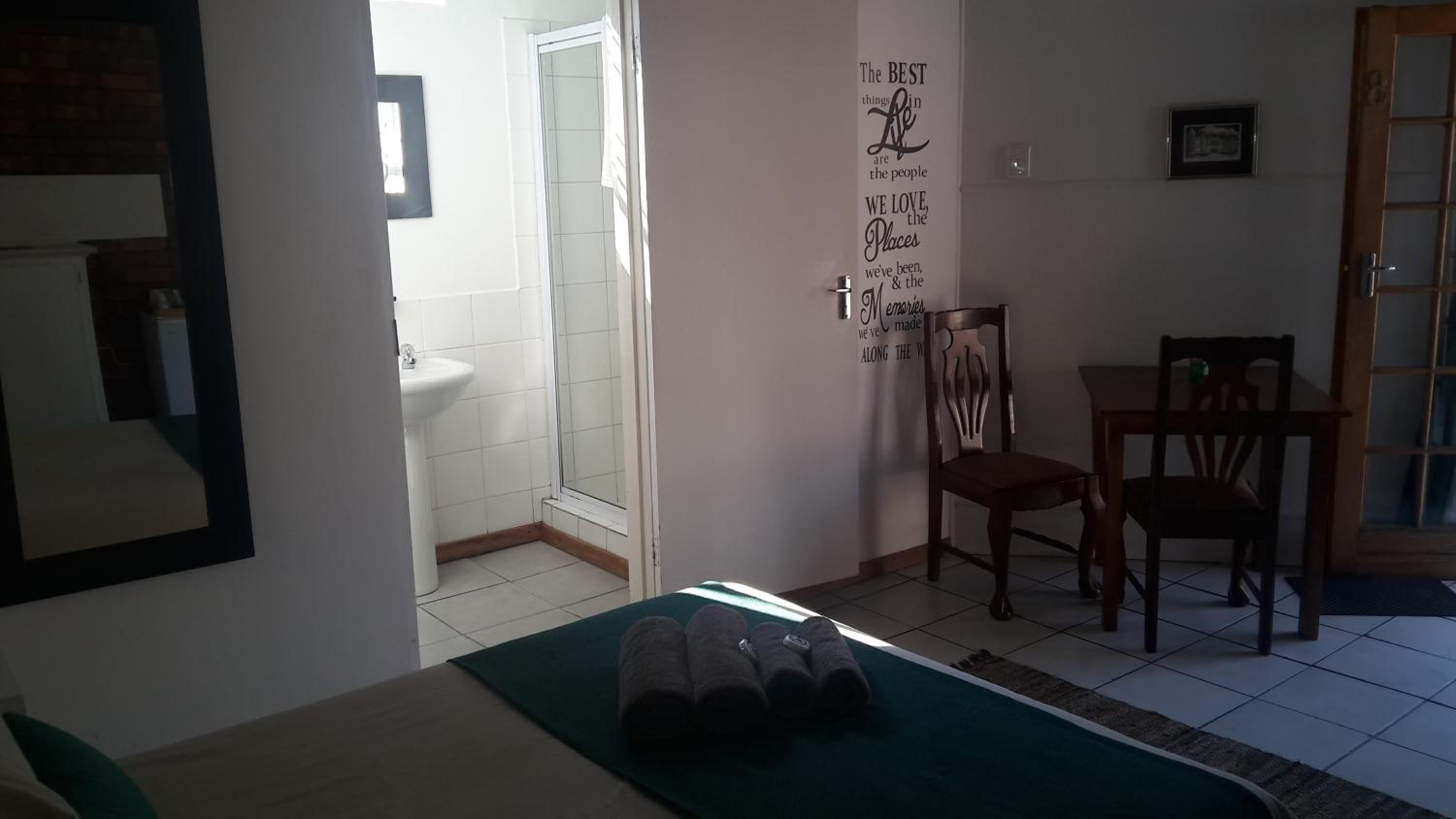 Double Room - Photo 4