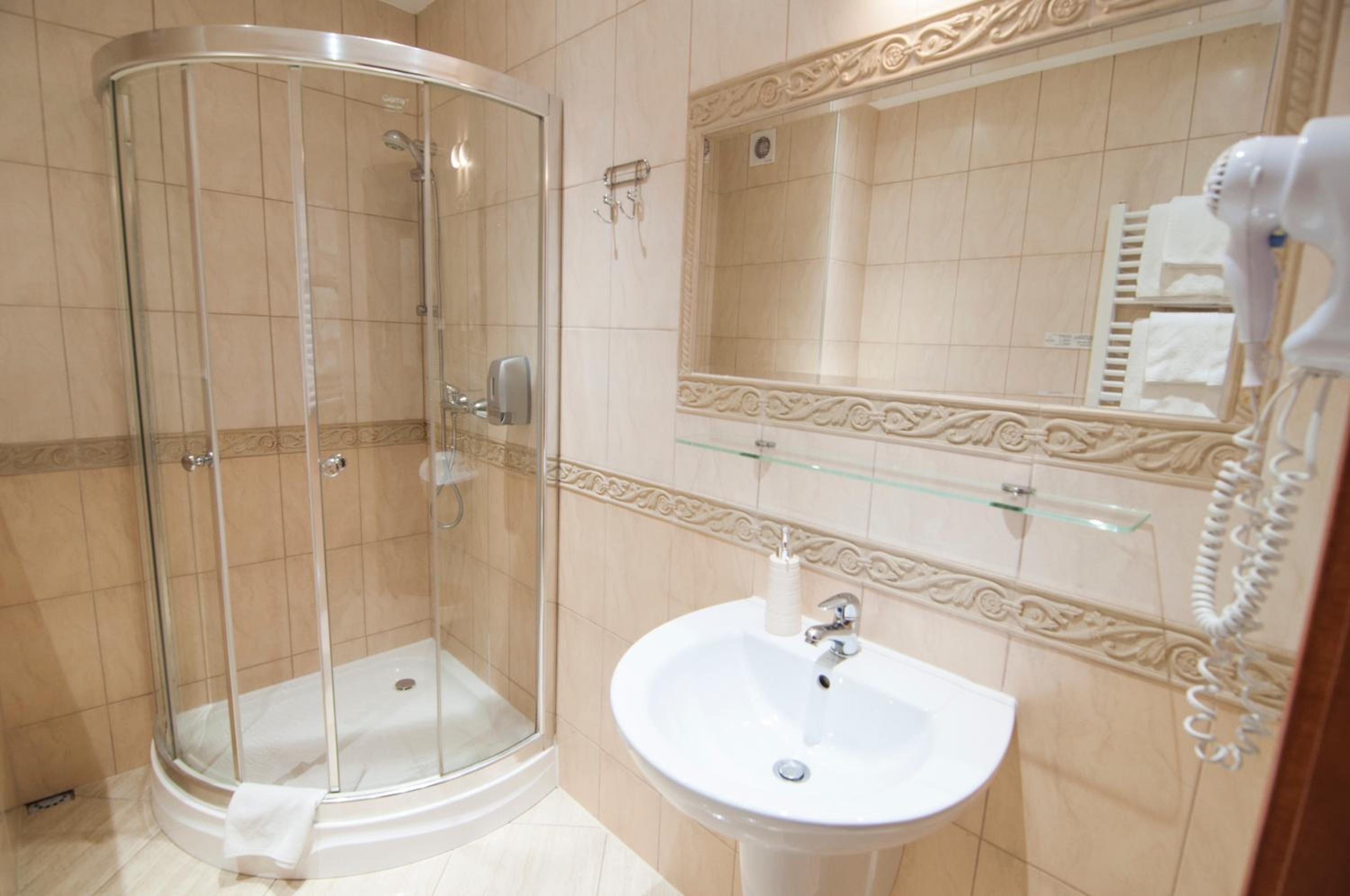 Triple Room - Photo 7