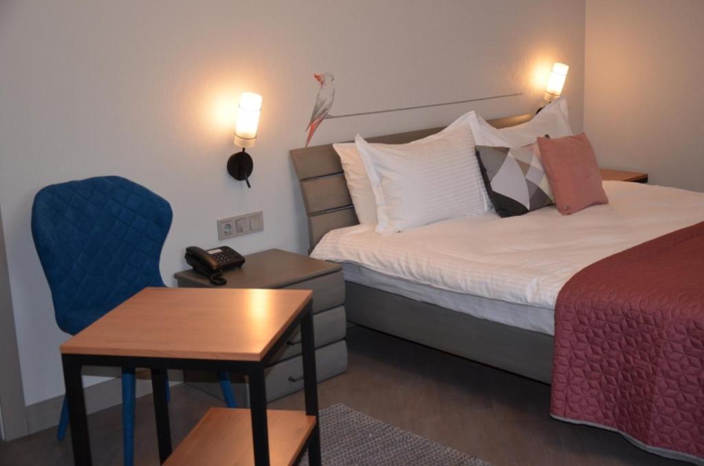 Deluxe Double Room with Shower