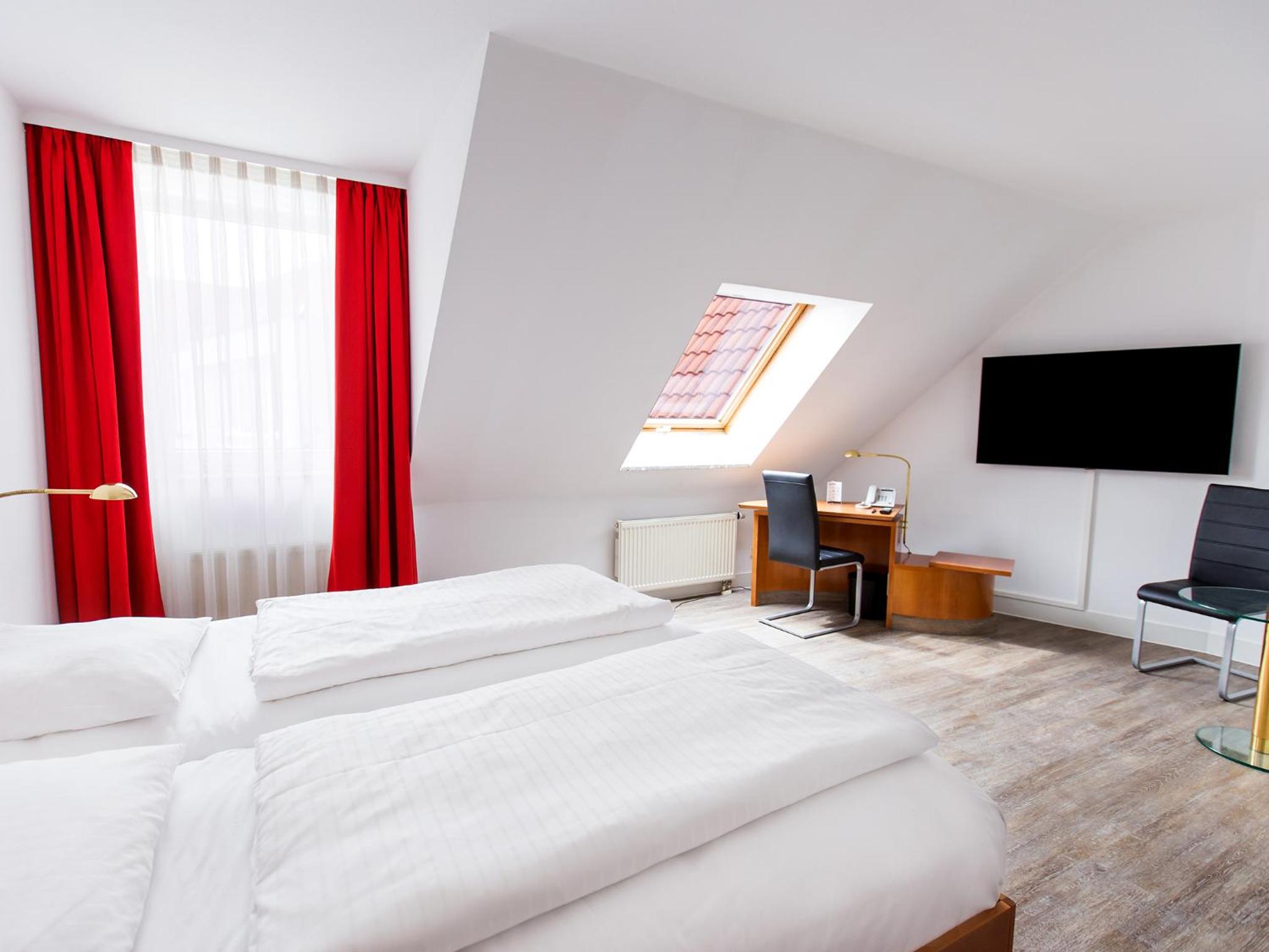 Double or Twin Room - Photo 1