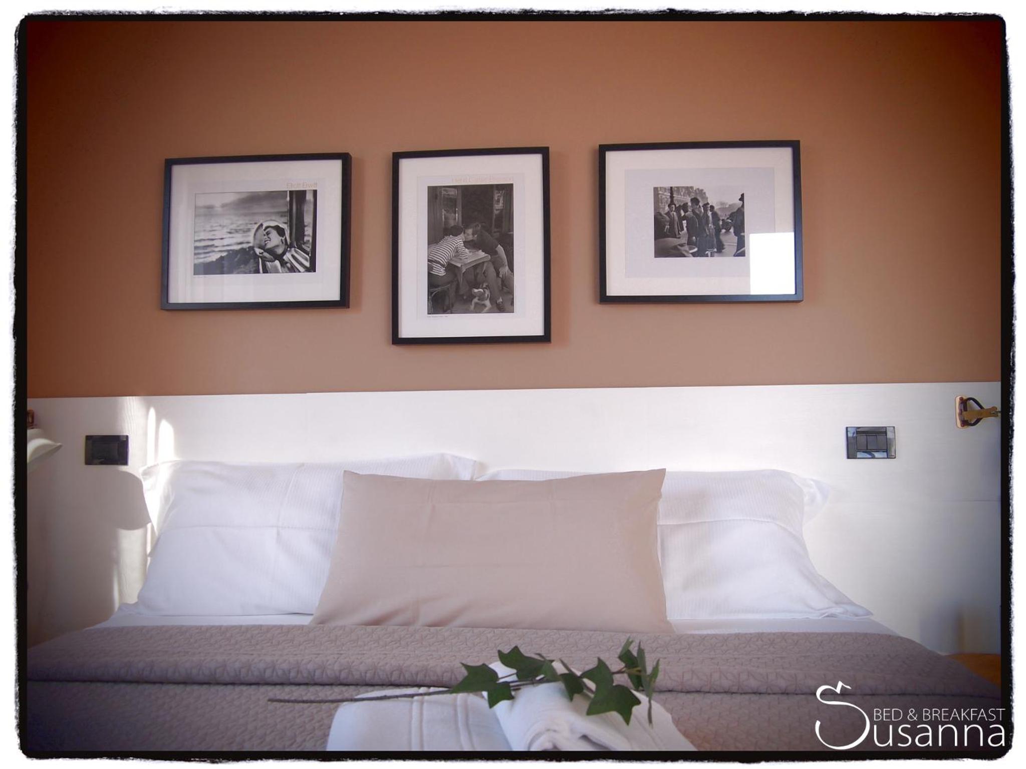 Large Double Room - Photo 2