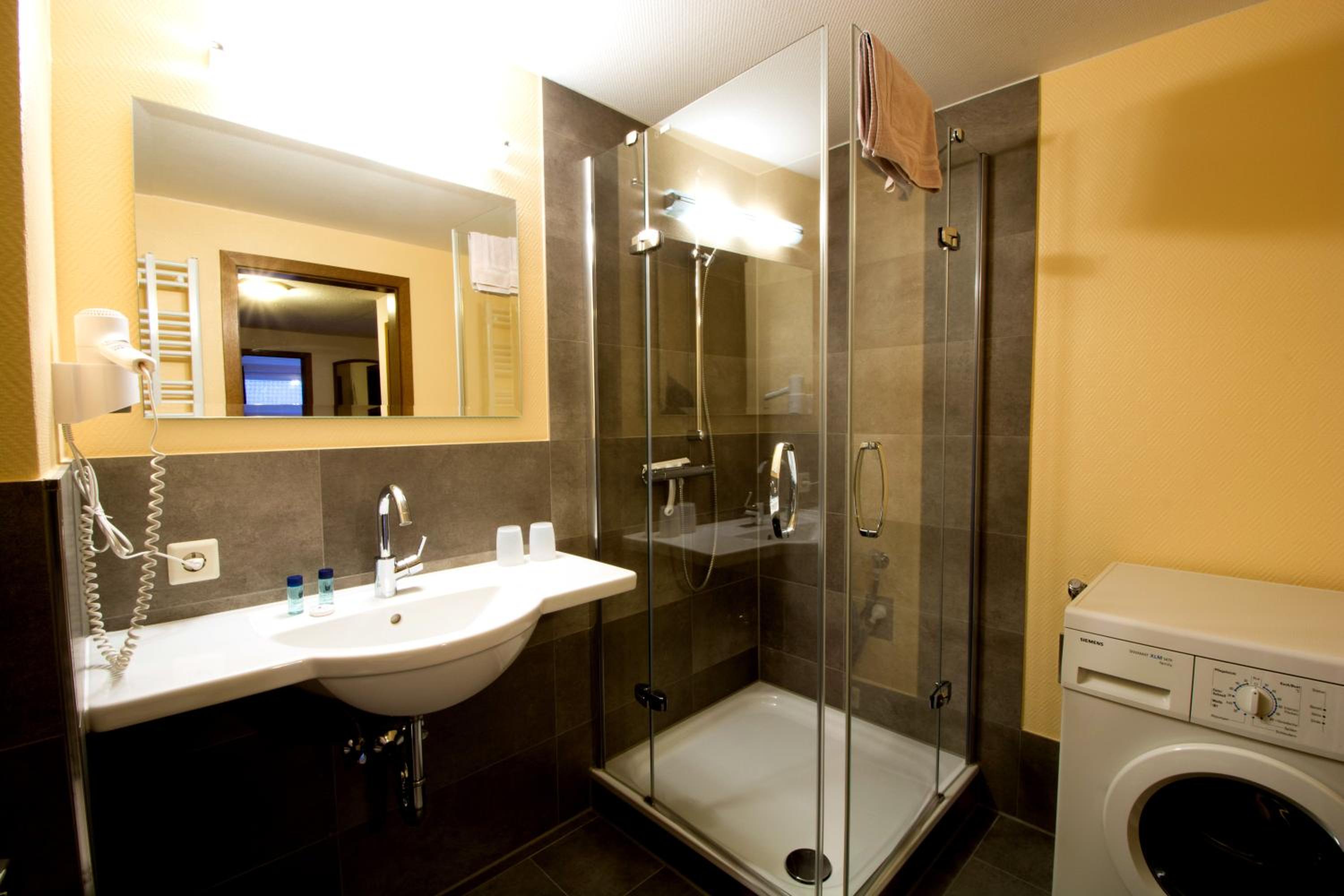 Double Room with Balcony photo 3